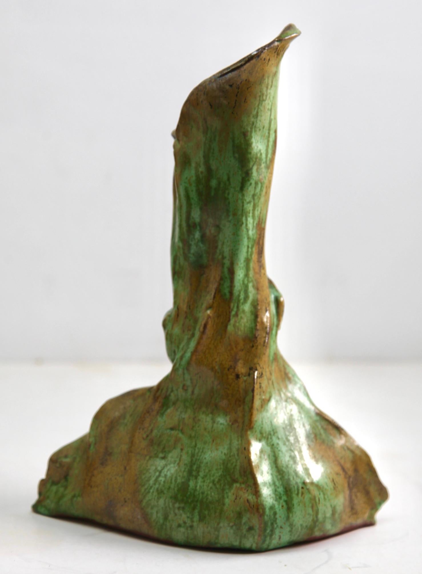 Vernissé Vase en céramique Oraganis Magnifique glaçure dans des tons de brun et de vert, vers 1930 en vente