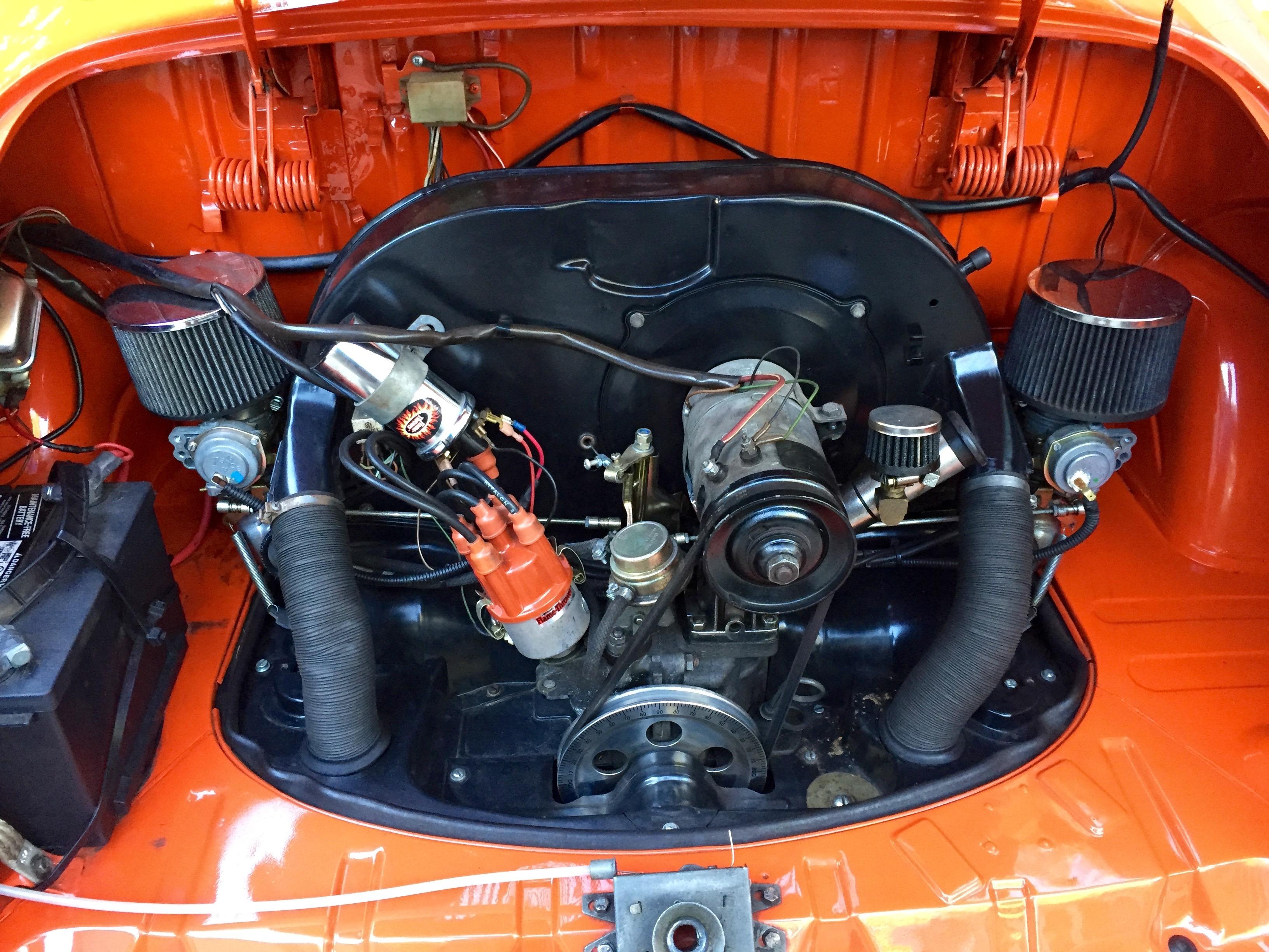 Volkswagen Ghia by Karmann convertible car orange de 1972 en vente 6