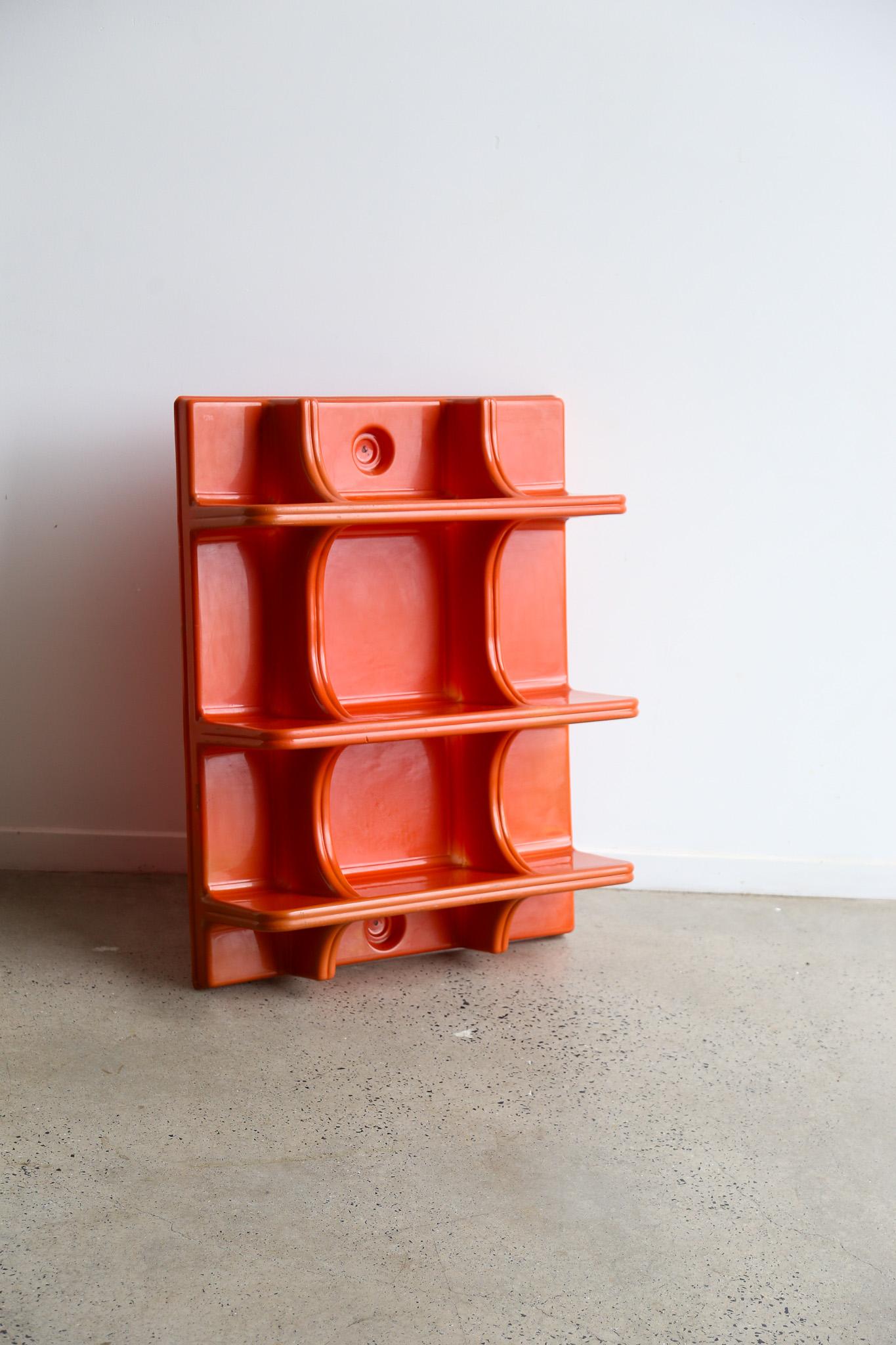 organiser mural en plastique orange  1970s en vente 1