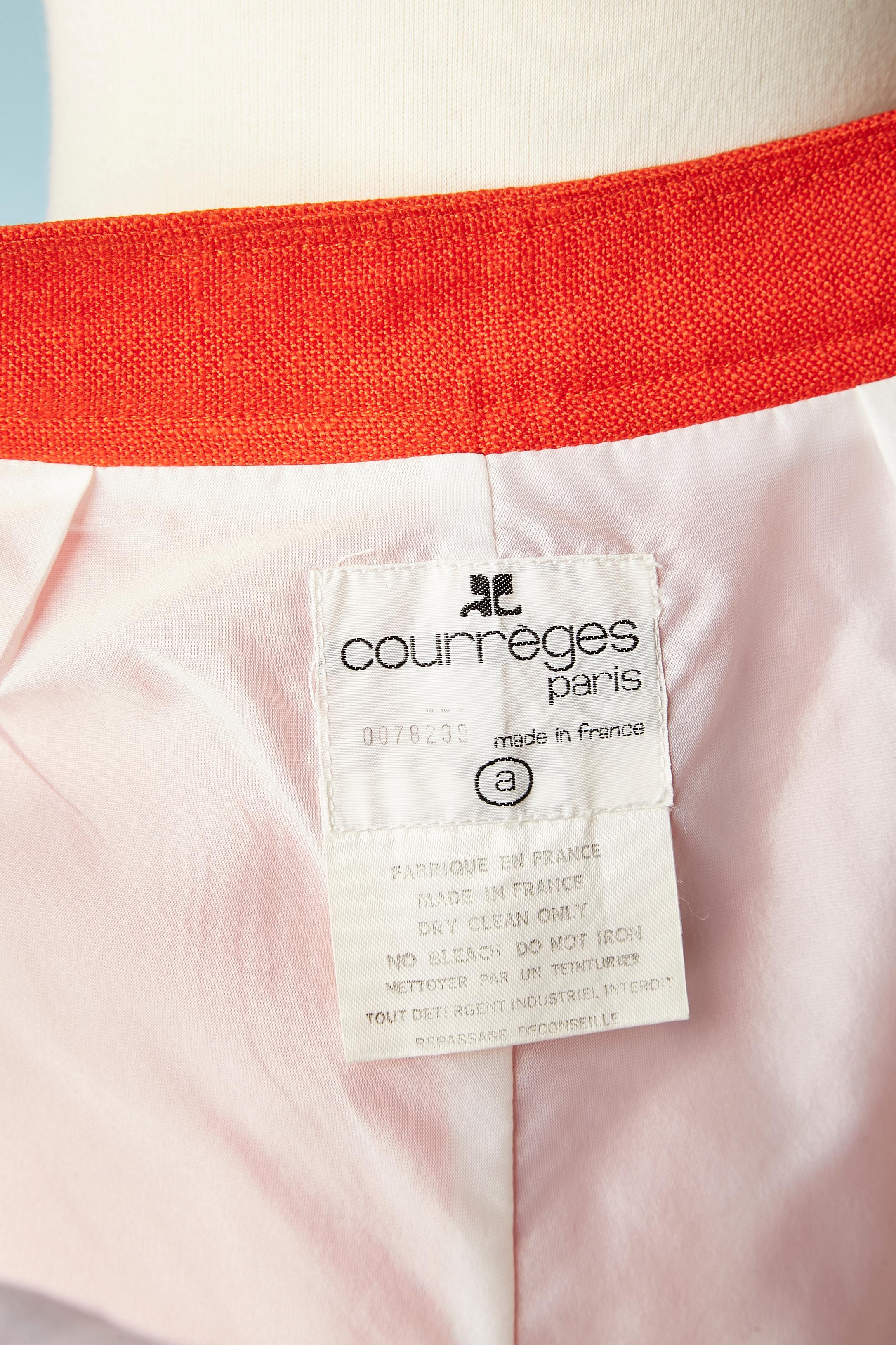 A-Linien-Rock aus orangefarbenem Acetat mit weißen Druckknöpfen vorne in der Mitte Courrèges  Damen im Angebot