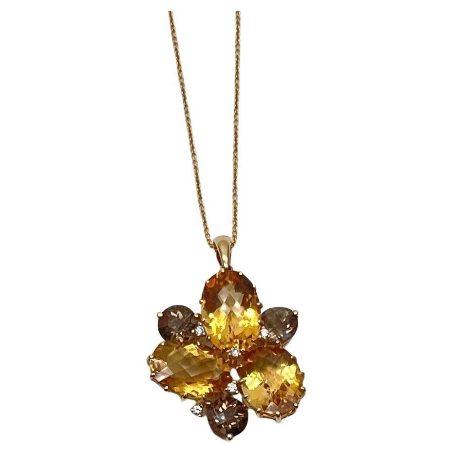 Orange Amber Citrines & Brown Smoky Quartz Yellow Gold Cluster Pendant Necklace For Sale