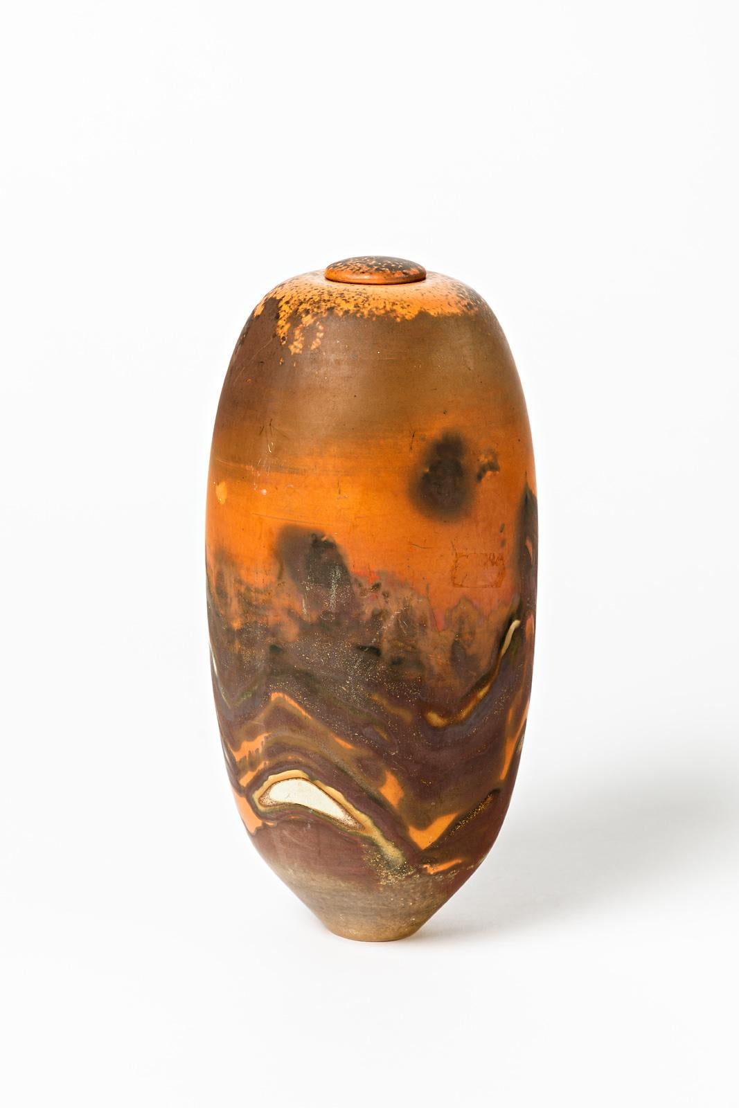 Caja de cerámica decorativa naranja y negra de Jean Grison Arte francés Moderno en venta