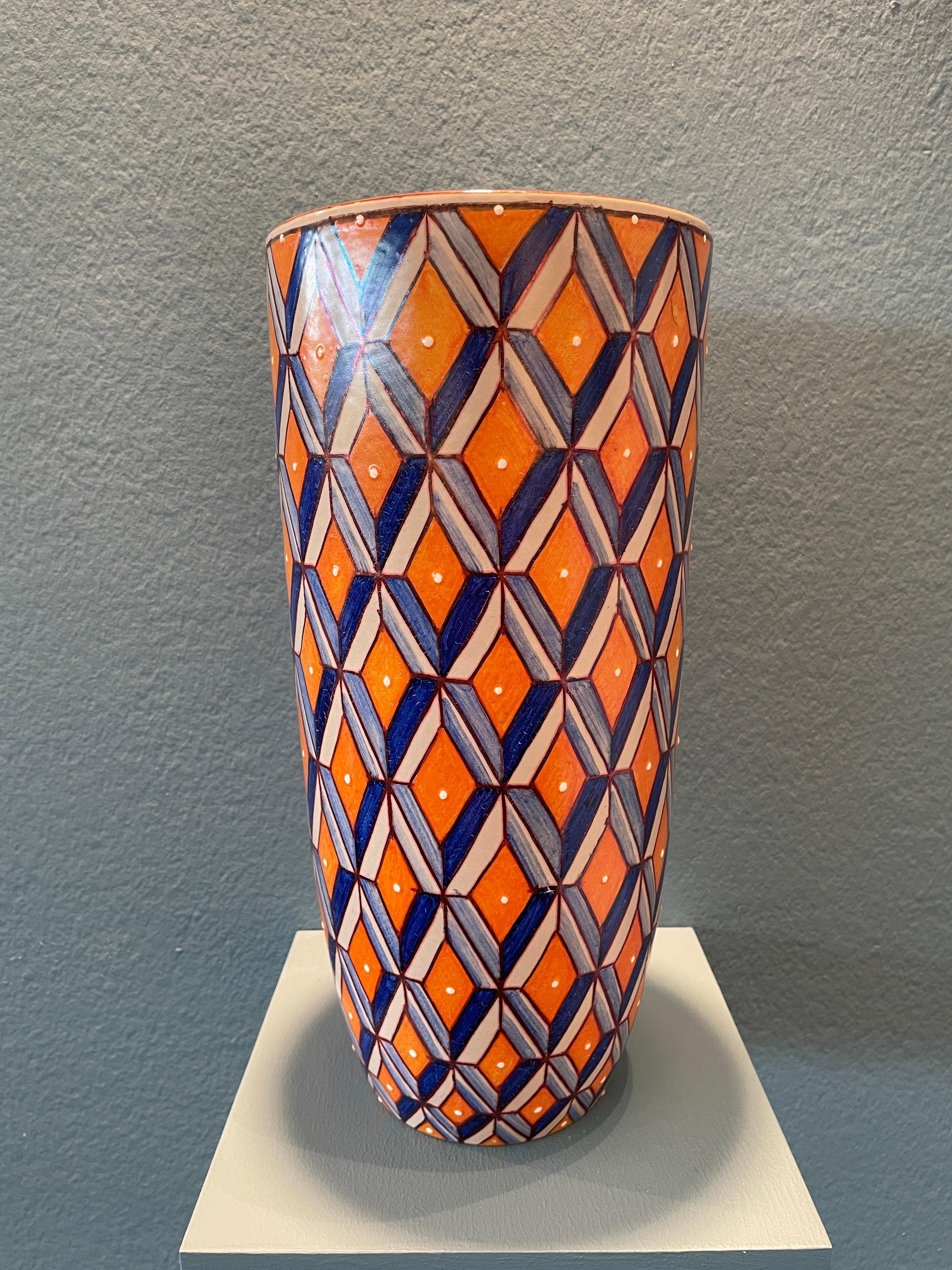 Jarrón de Cerámica Naranja y Azul Pintado a Mano Mayólica Italia Contemporáneo Italiano en venta