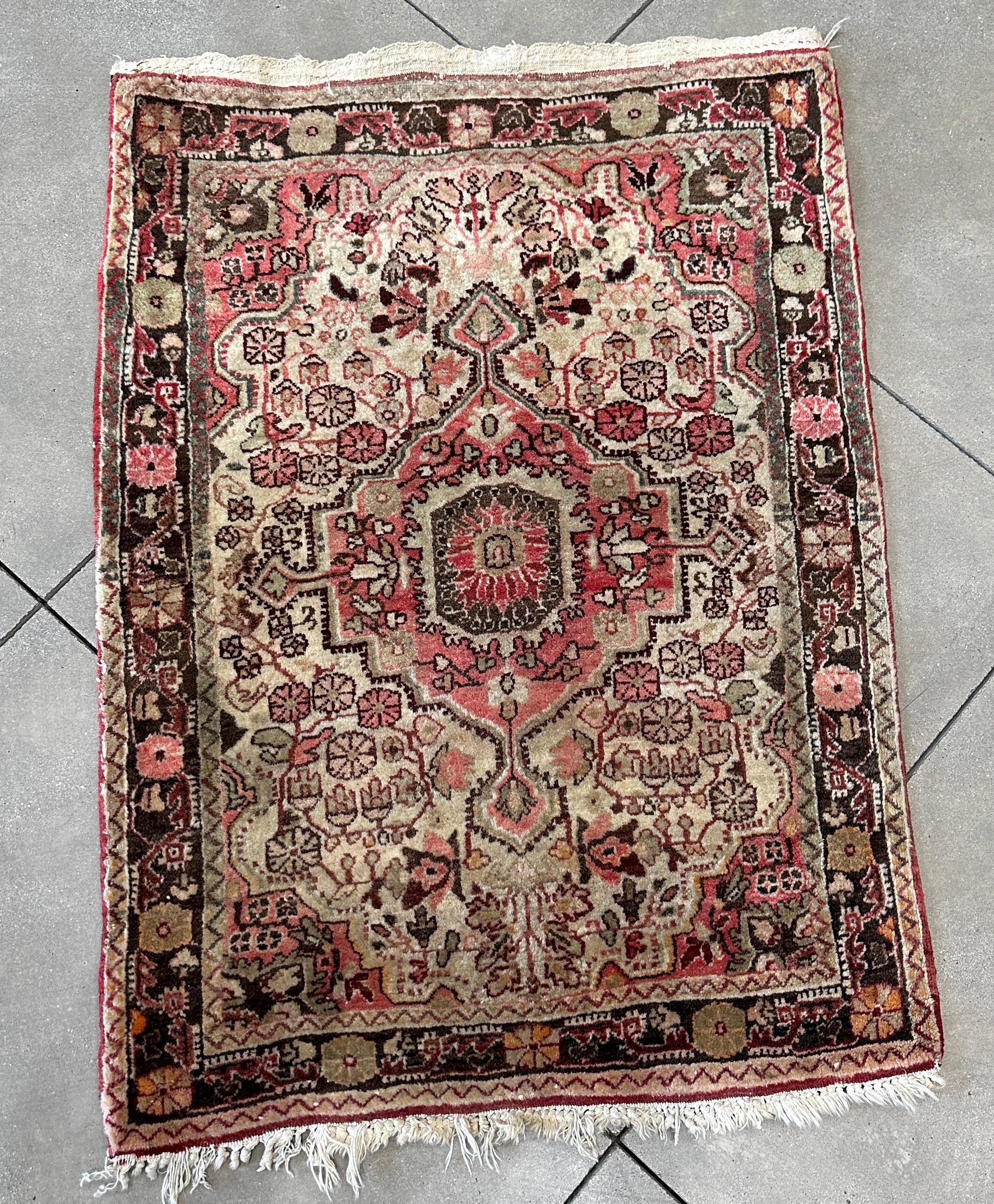 Altpersischer Akzentteppich in Orange und Brown (Persisch) im Angebot