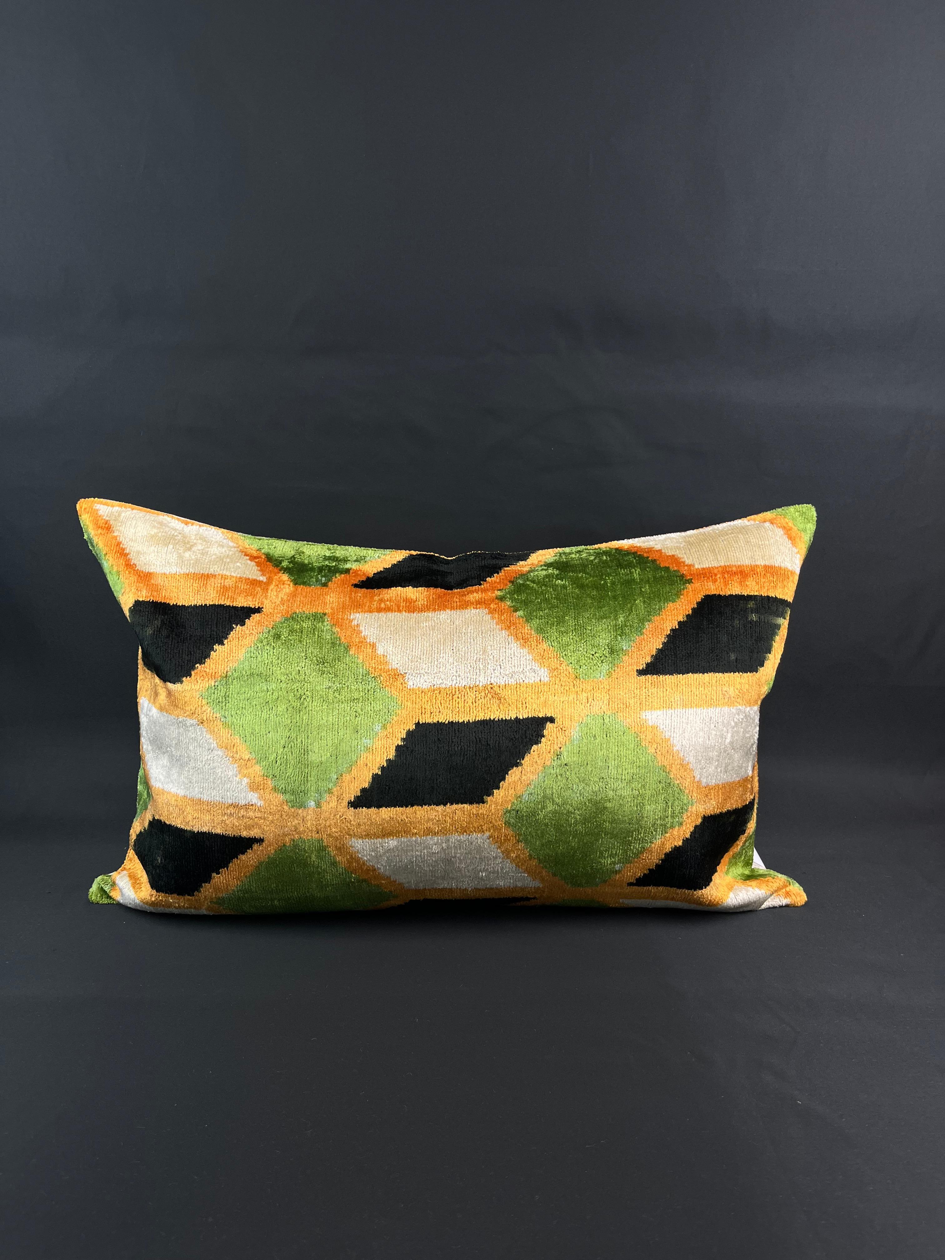 Orange and Green Velvet Silk Ikat Pillow Cover In New Condition For Sale In Houston, TX