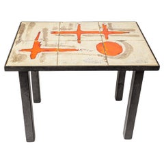 Table basse en céramique orange et grise par J Lignier circa 1970 20e design
