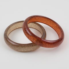 Bracciale Bangle in resina arancione e pesca con scaglie d'argento, una coppia