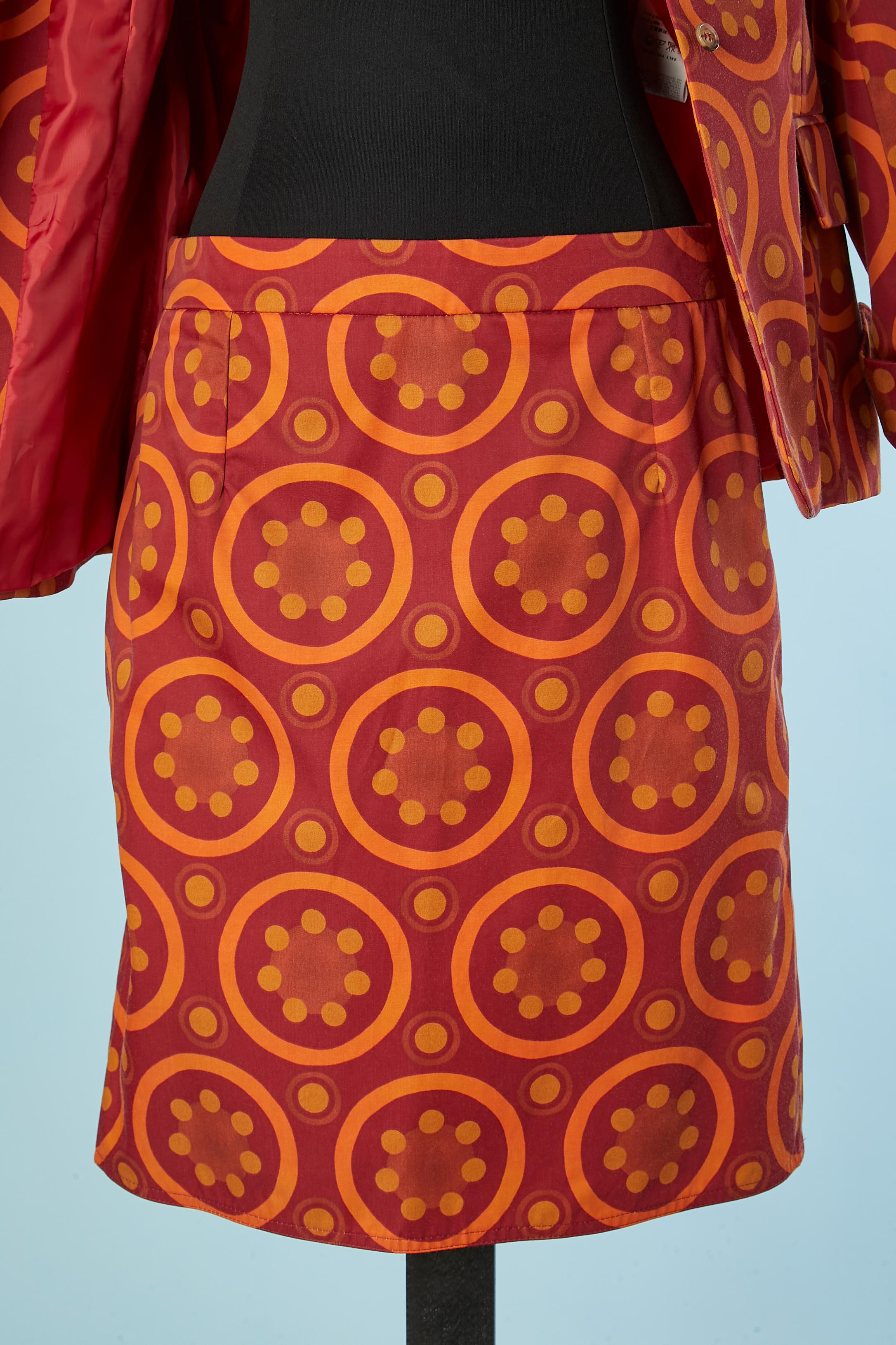 Orange and red abstract printed skirt-suit Gianfranco Ferré  For Sale 2