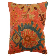 Coussin orange ancien tapis d'Oushak