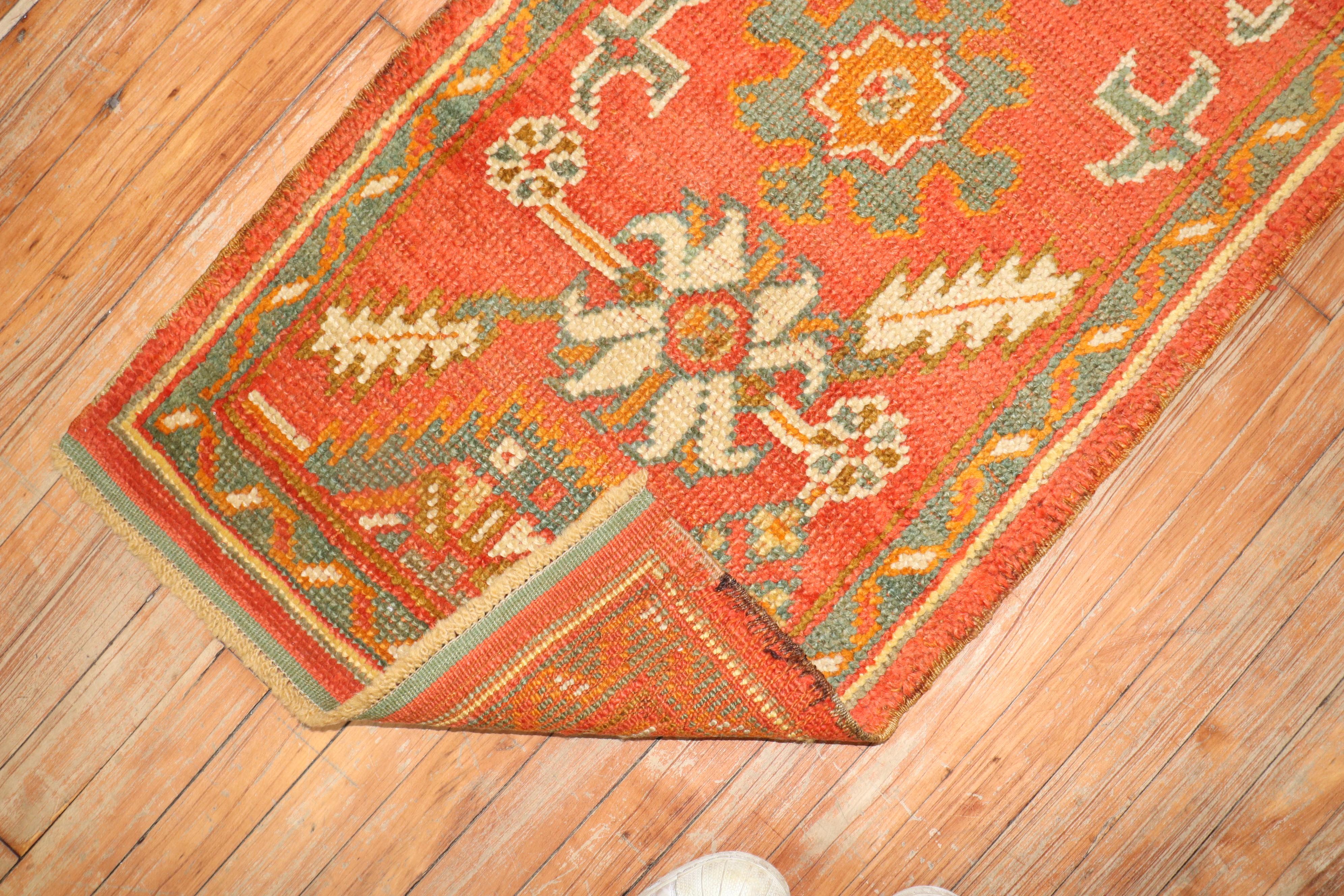 Orange Antique Oushak Throw Rug In Good Condition For Sale In New York, NY