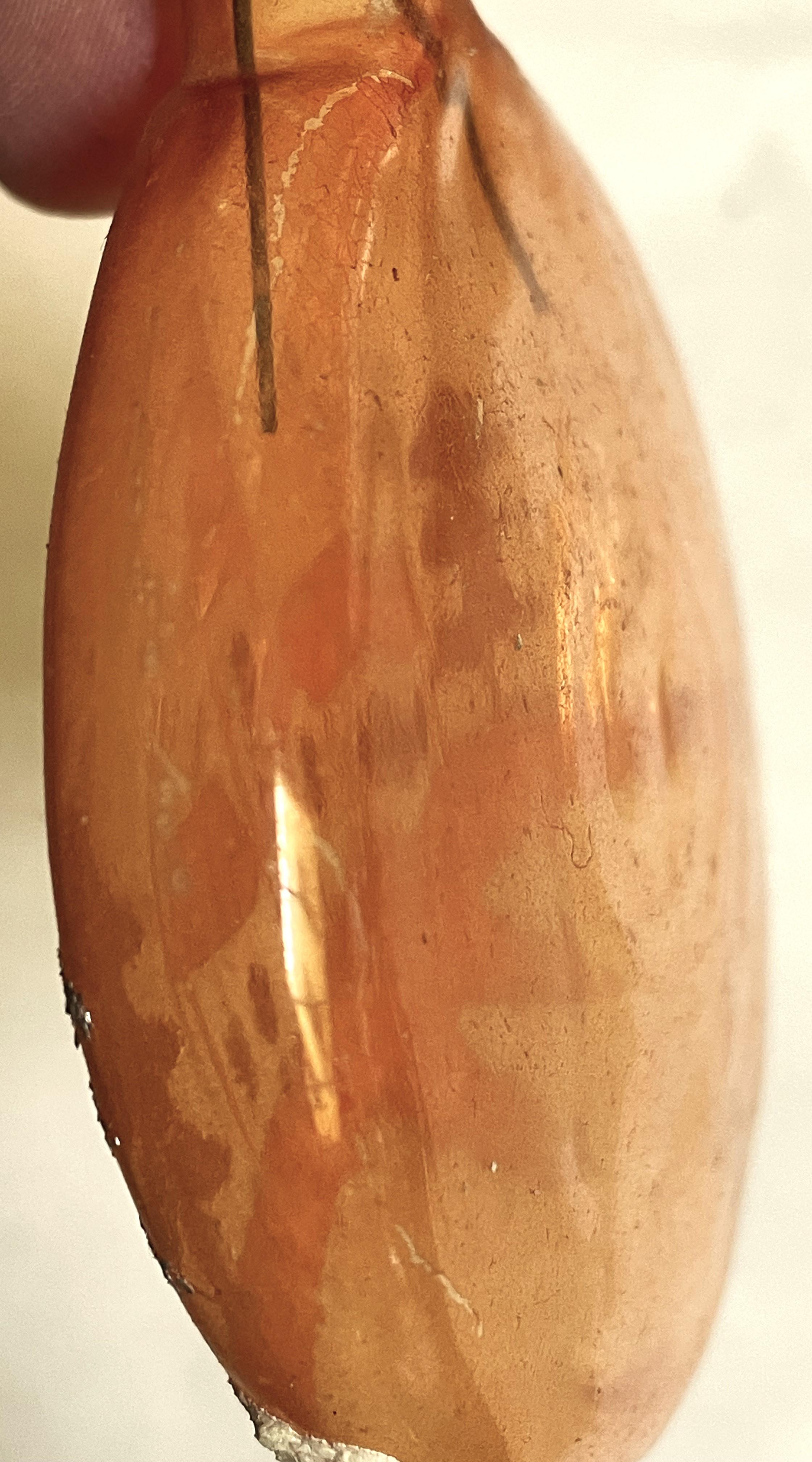 Vetro soffiato Ornamento per l'albero di Natale in vetro soffiato arancione dipinto a mano a forma di palla appiattita della chiesa in vendita