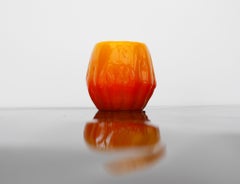 Orangefarbener brutalistischer Kerzenhalter aus Kunstglas oder kleine Vase aus Ruda, Schweden