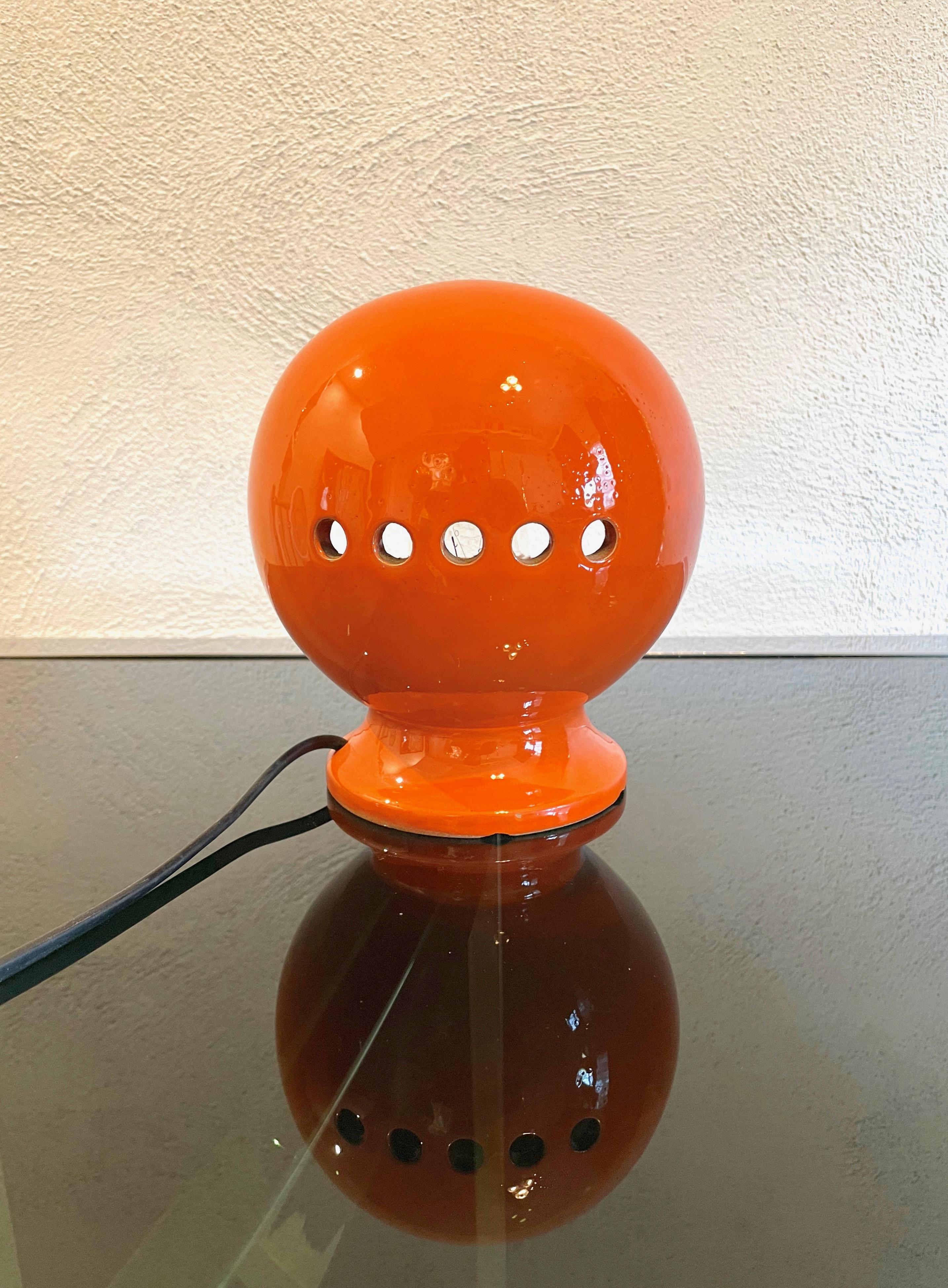 Mid-20th Century Space Age Orange Ceramic Table Lamp by Enzo Bioli for Il Picchio, Italy 1960s For Sale