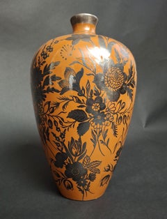 Vaso in ceramica arancione di Giovanni Gariboldi per Richard Ginori