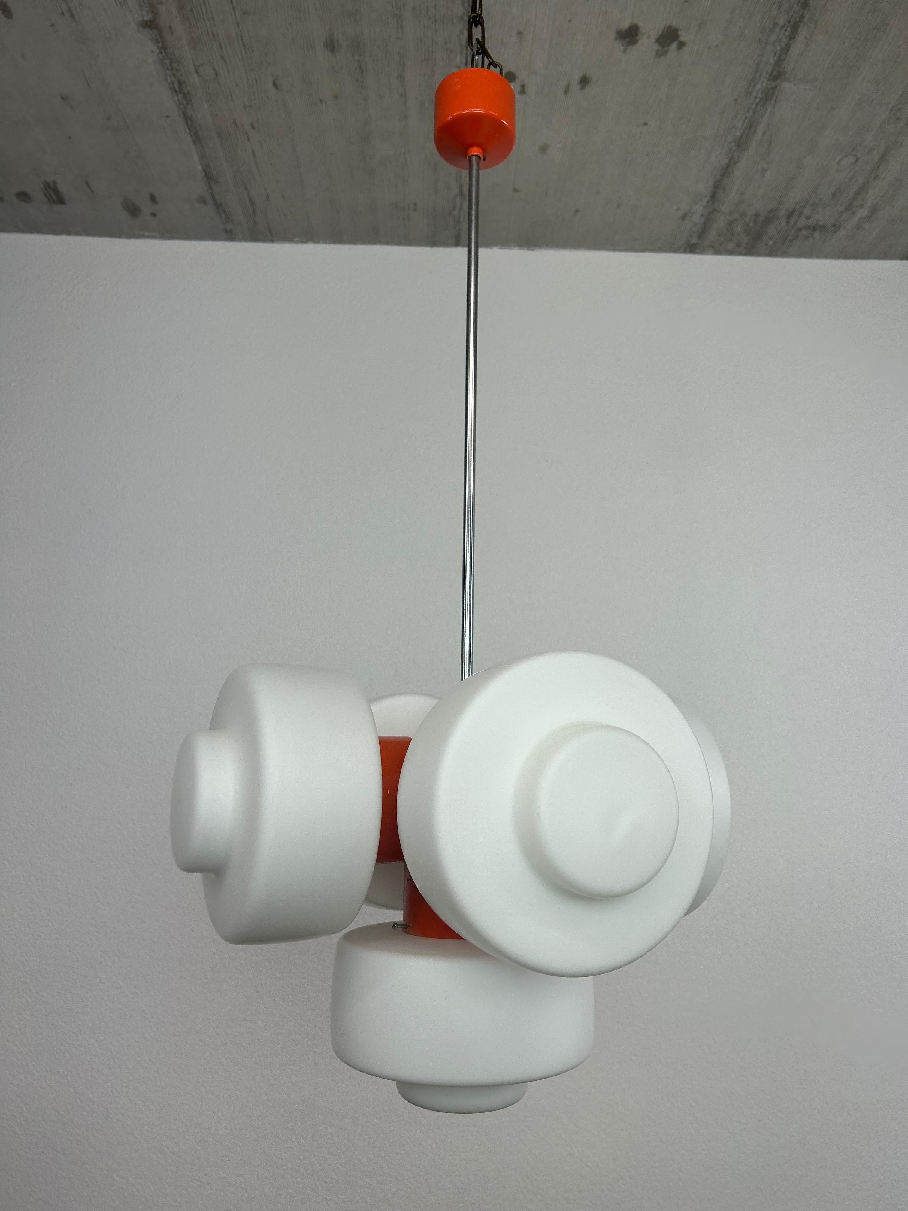 Mid-Century moderno Lampadario arancione modello 81501 di Josef Hurka per Napako in vendita