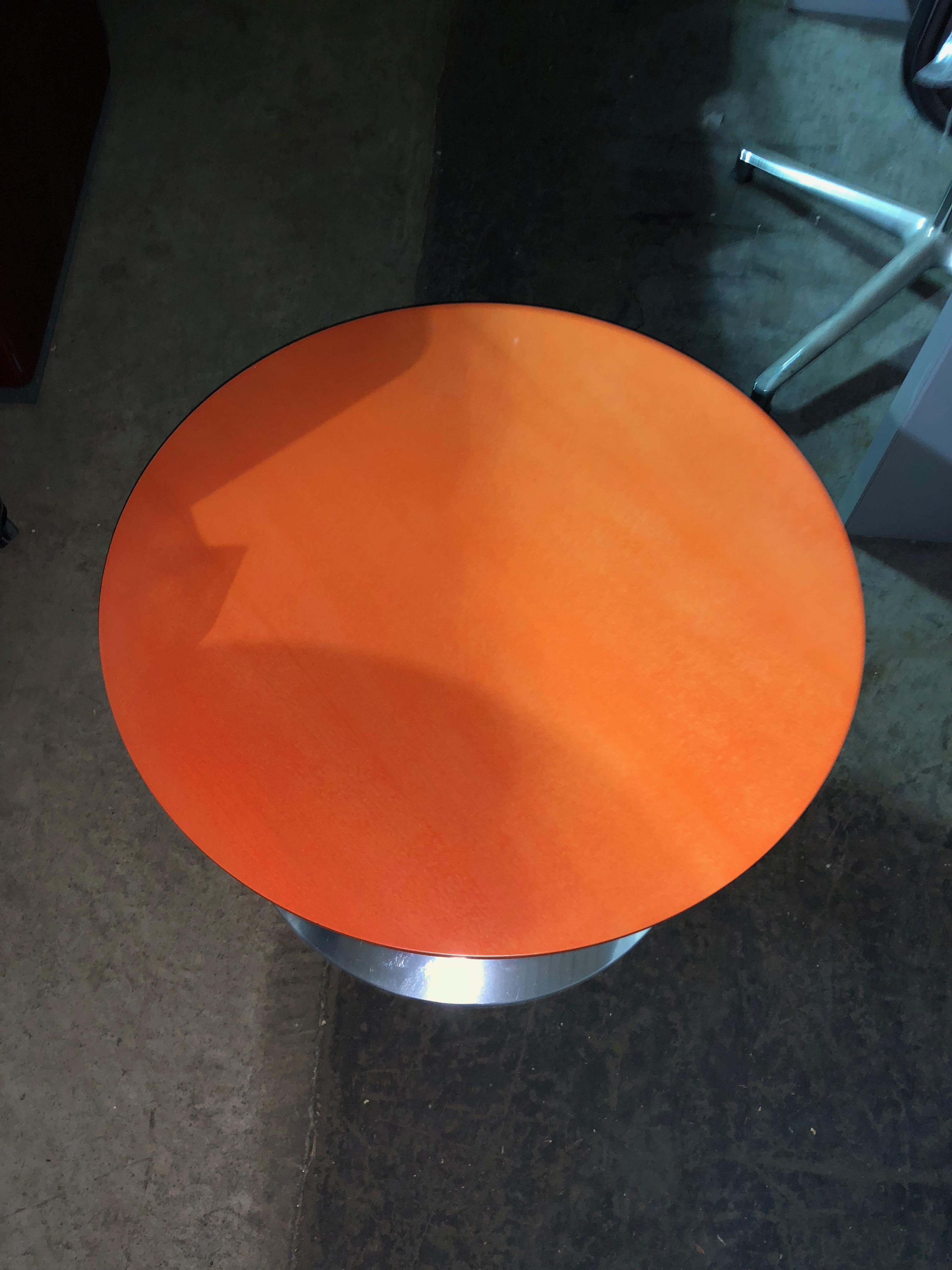 Orange Artifort Circle Table In Good Condition In New York, NY