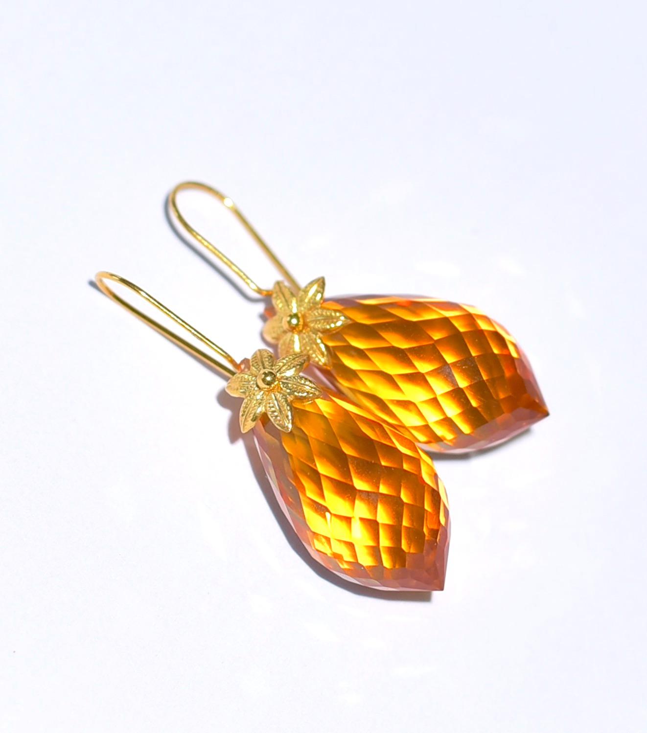 Orange Citrine Earrings in 18K Solid Yellow Gold In New Condition In Astoria, NY