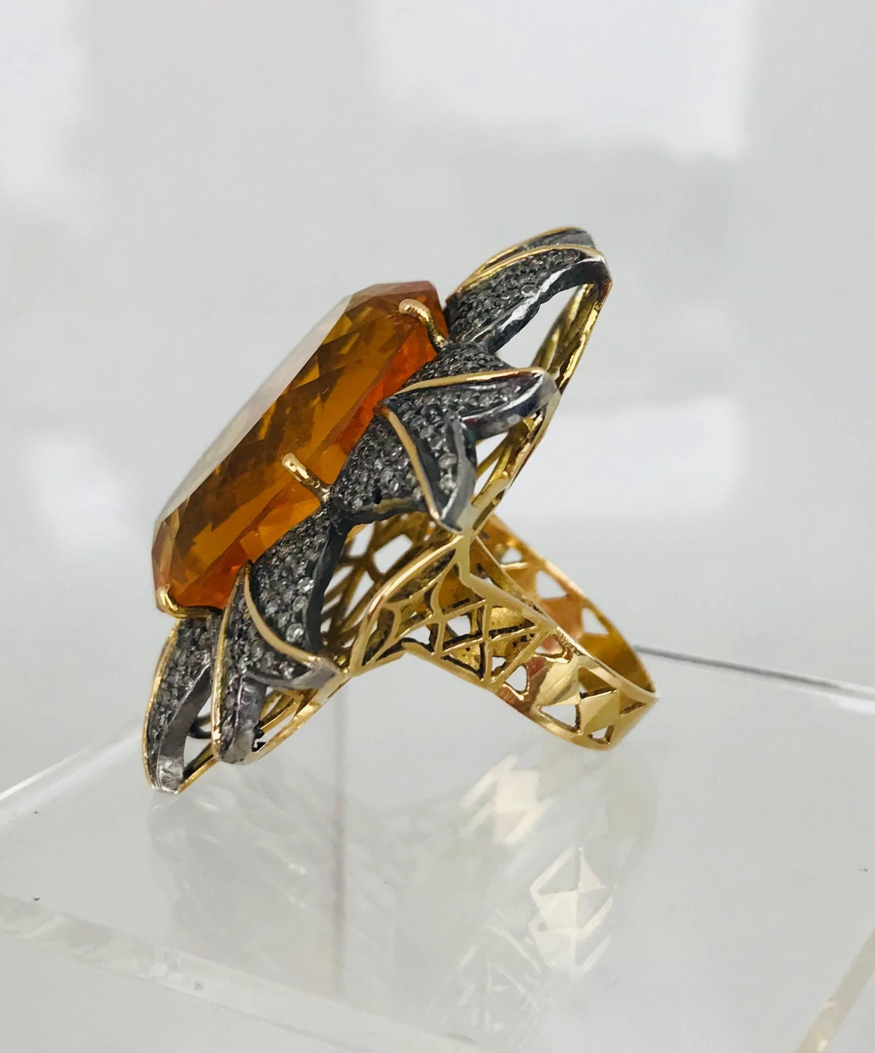 Women's Orange Quartz, 45 Carat Midcentury Ring with 1.50 Carat of Diamonds For Sale