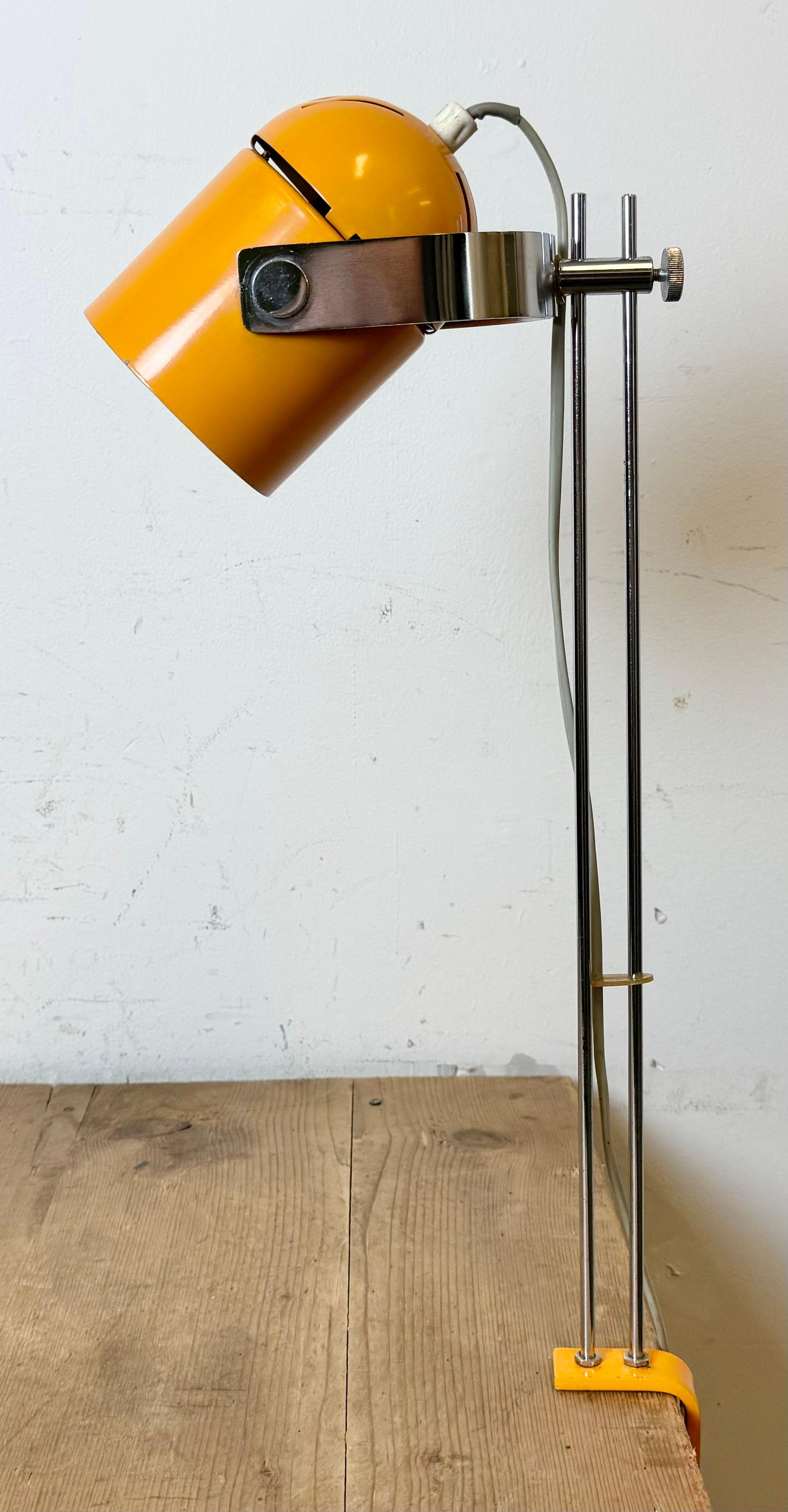 Lampada da tavolo Combi Lux arancione di Stanislav Indra per Lidokov, anni '70 In condizioni buone in vendita a Kojetice, CZ