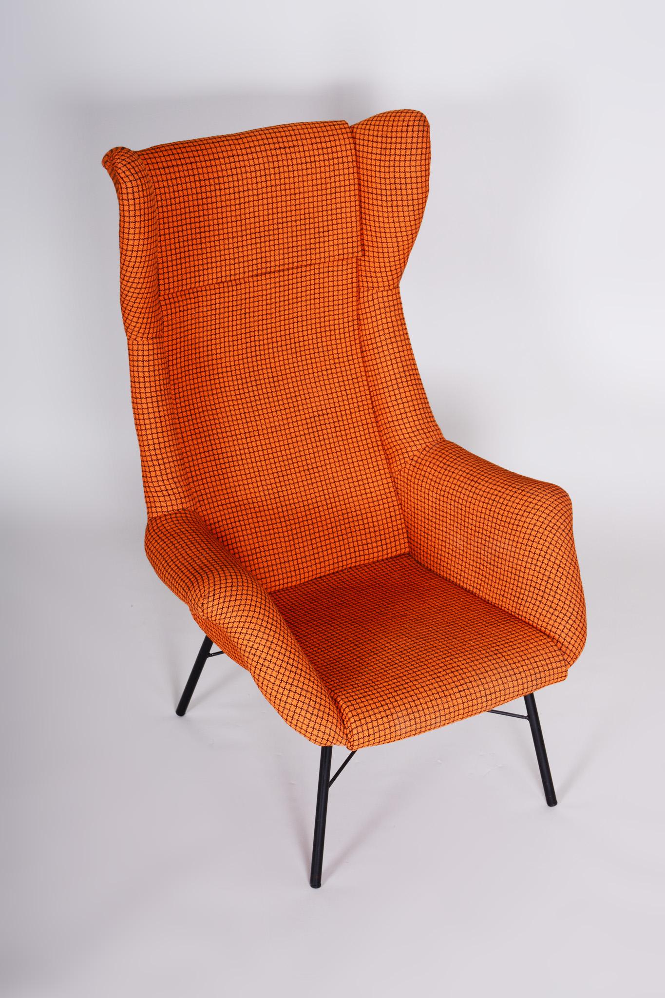 Orange Czech Midcentury Armchairs, 1960s, Original Fabric, Designed by Navrátil For Sale 3