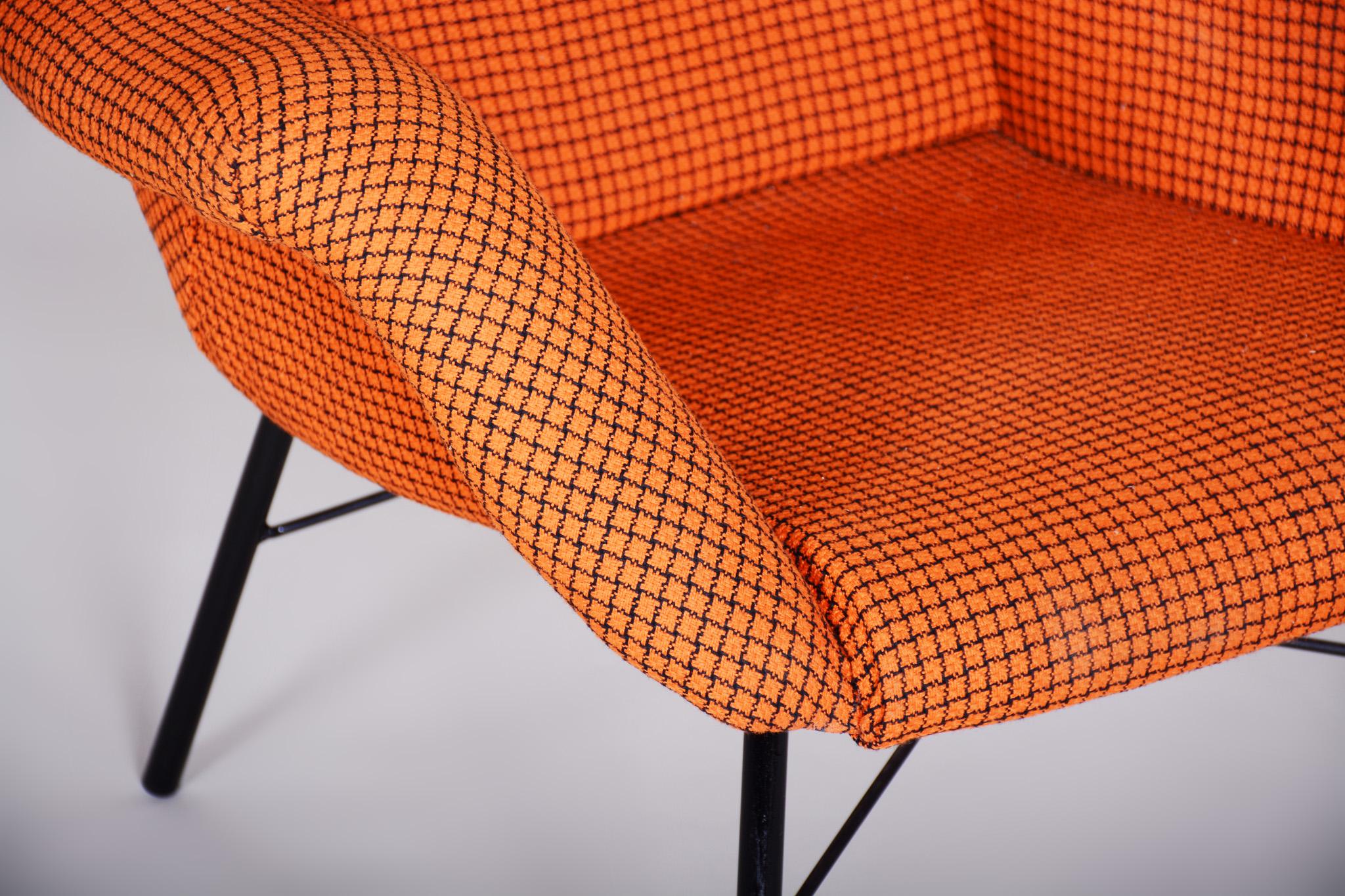 Orange Czech Midcentury Armchairs, 1960s, Original Fabric, Designed by Navrátil For Sale 4