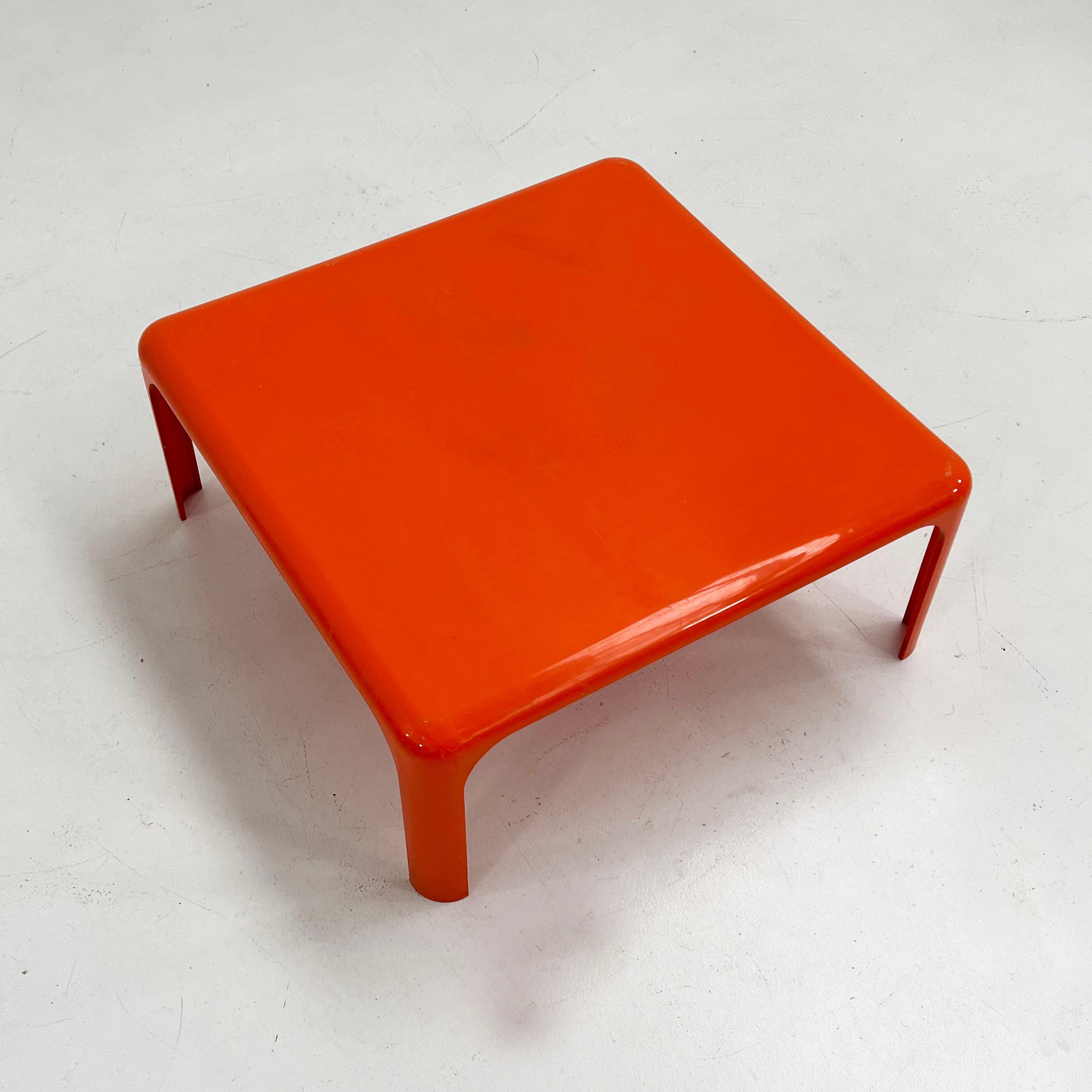 artemide side table