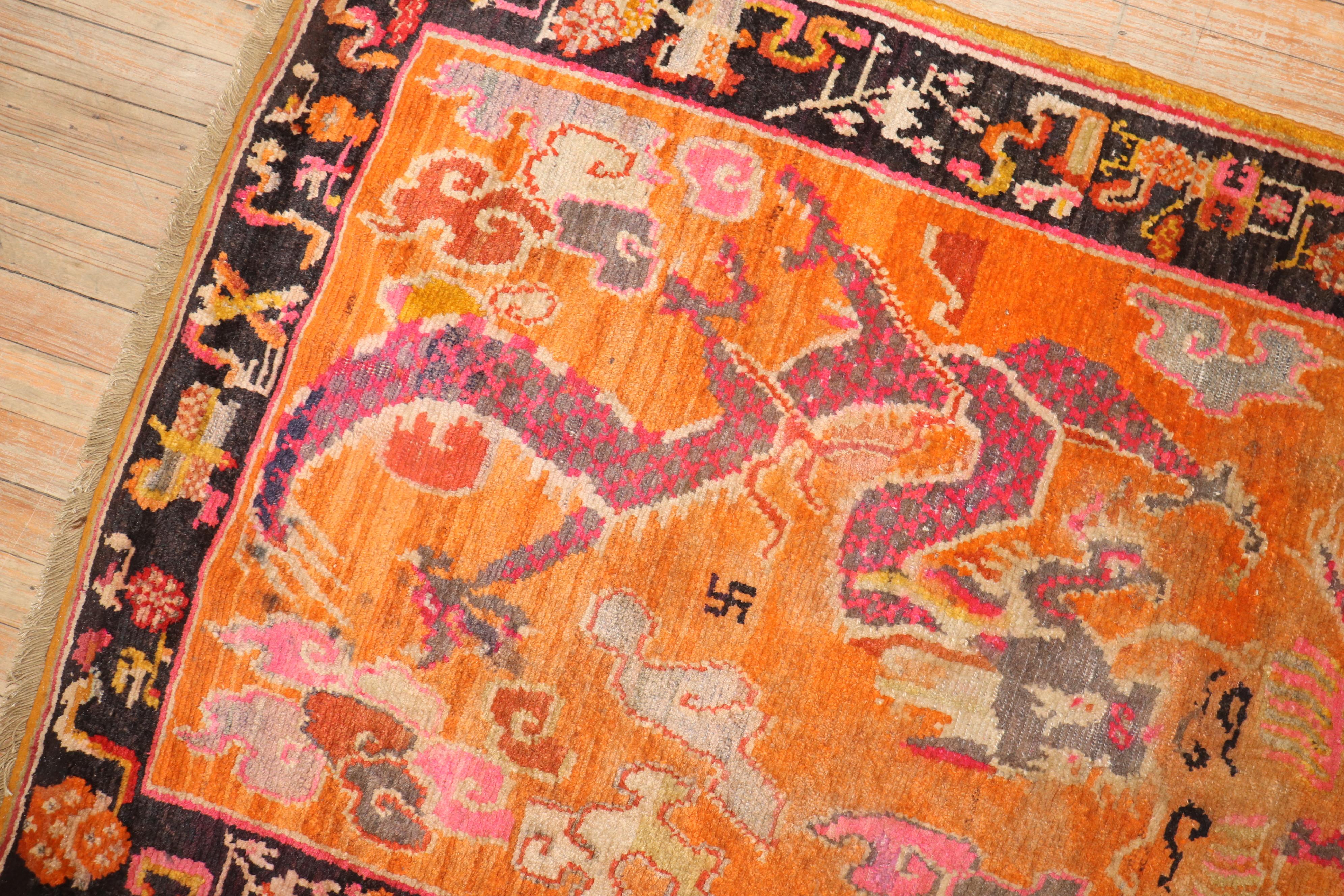 Artisanat Tapis tibétain vintage avec dragon orange en vente