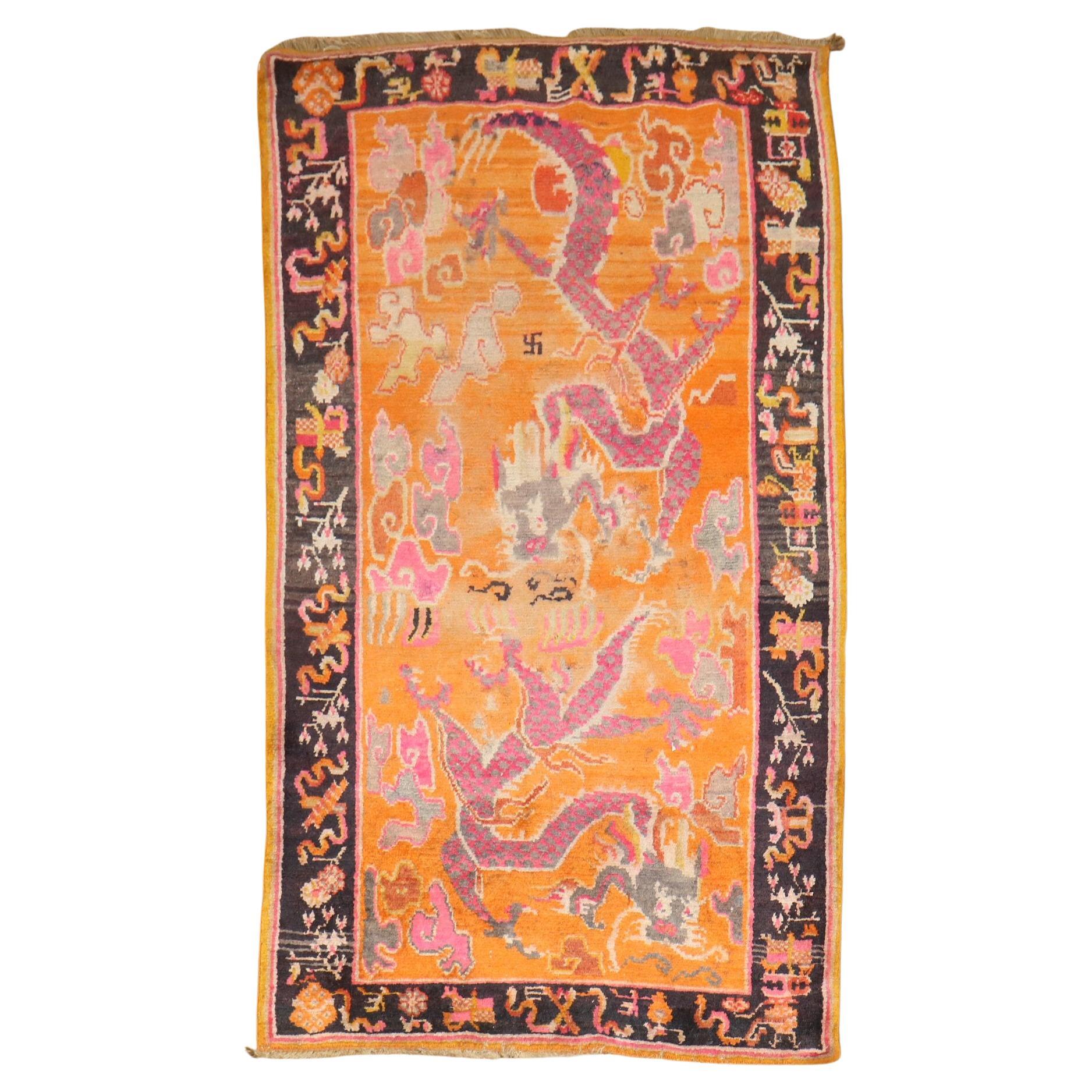Tibetischer Vintage-Teppich mit Drachenmuster im Angebot