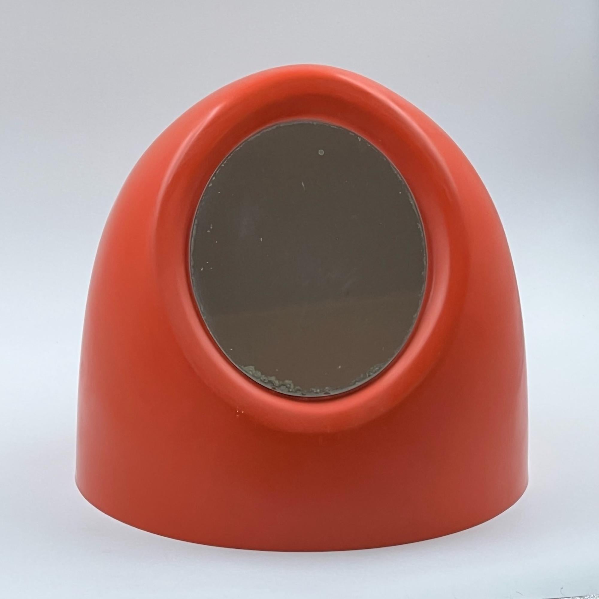 Orangefarbener Kunststoff-Tischspiegel „EGG“ von Cassina, Italien, 1970er Jahre 3