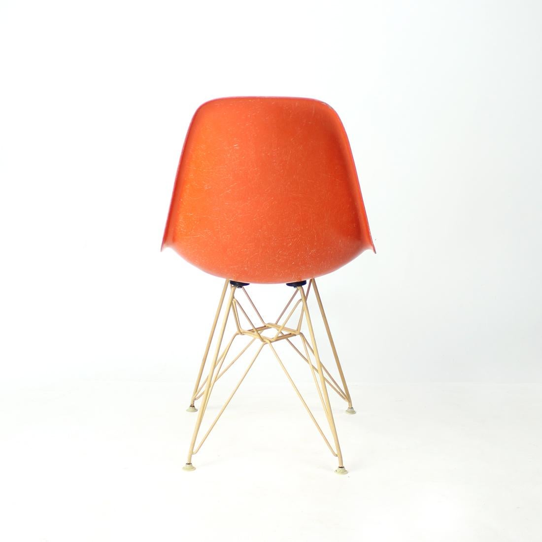 Metal Orange Eiffel Shell Chair By Charles And Ray Eames For Herman Miller, 1960s For Sale
