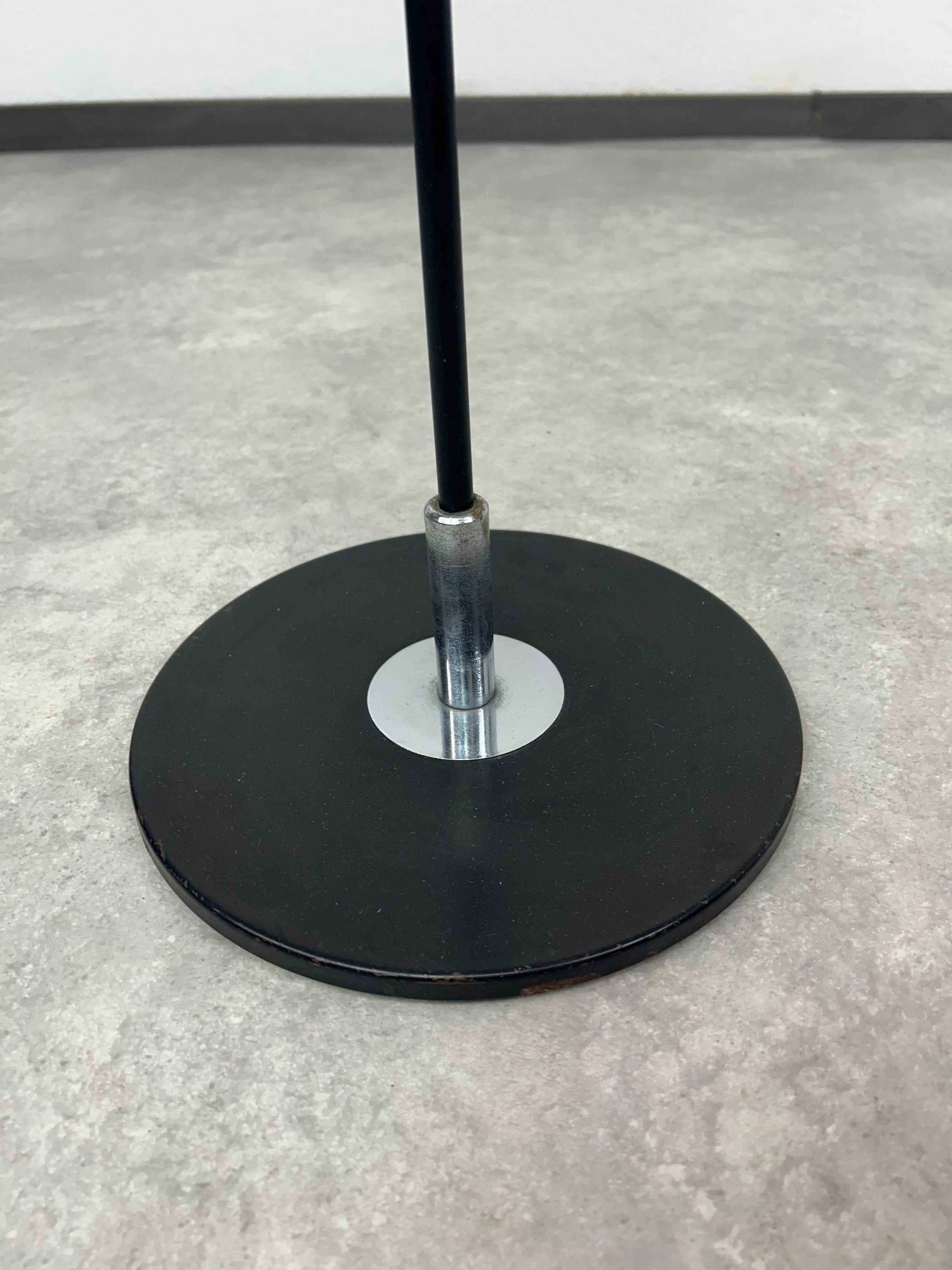 Orange floor lamp by Milanda Havlova - Vest Leuchten For Sale 1