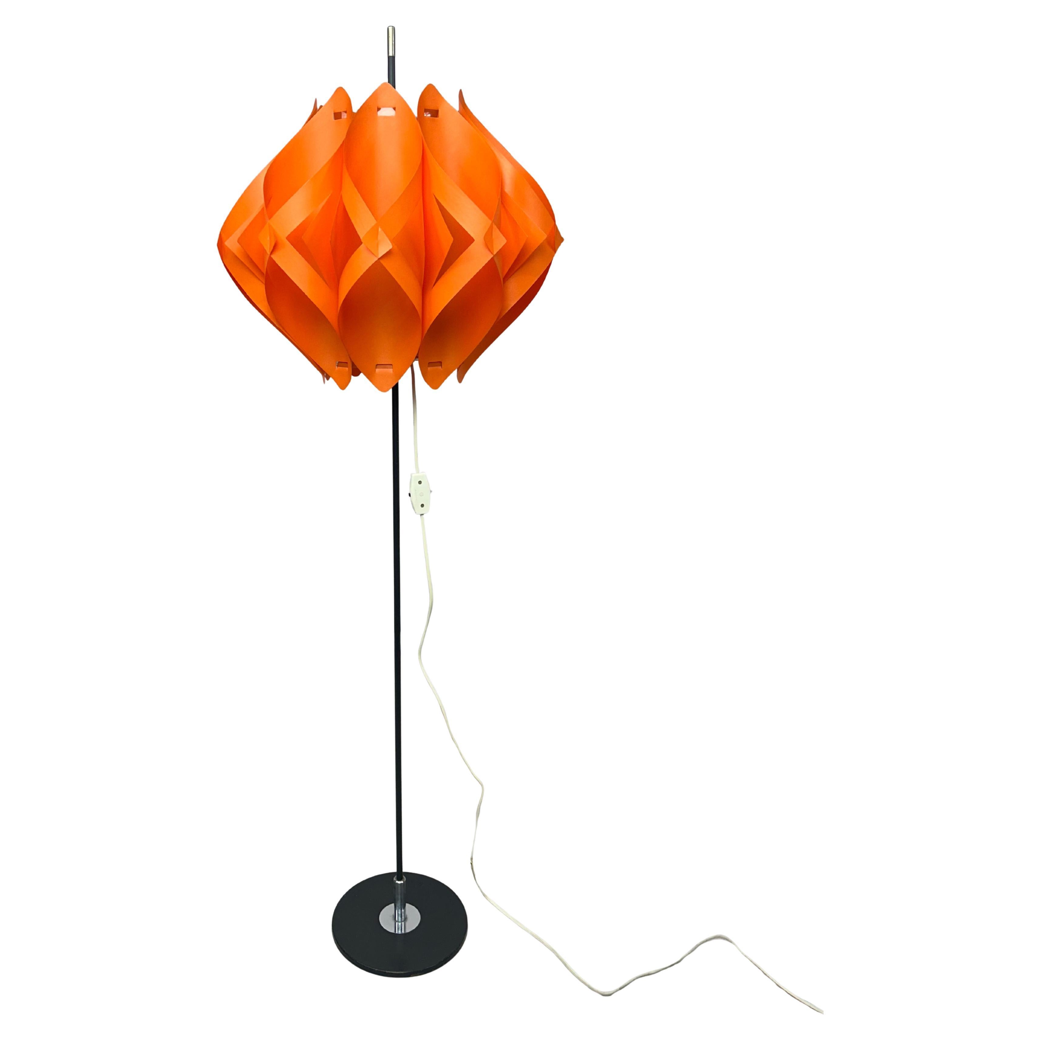Orange floor lamp by Milanda Havlova - Vest Leuchten For Sale