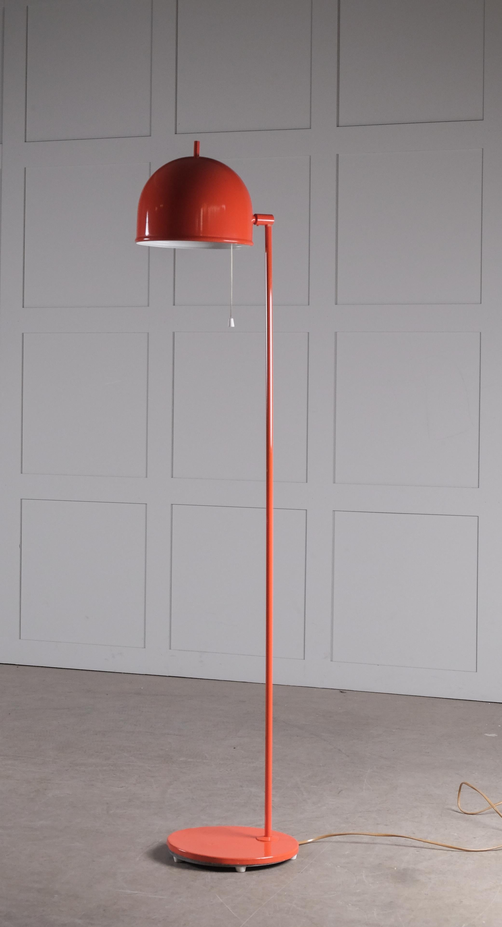 Orange Floor Lamp G-075 by Bergboms, 1970s For Sale 2