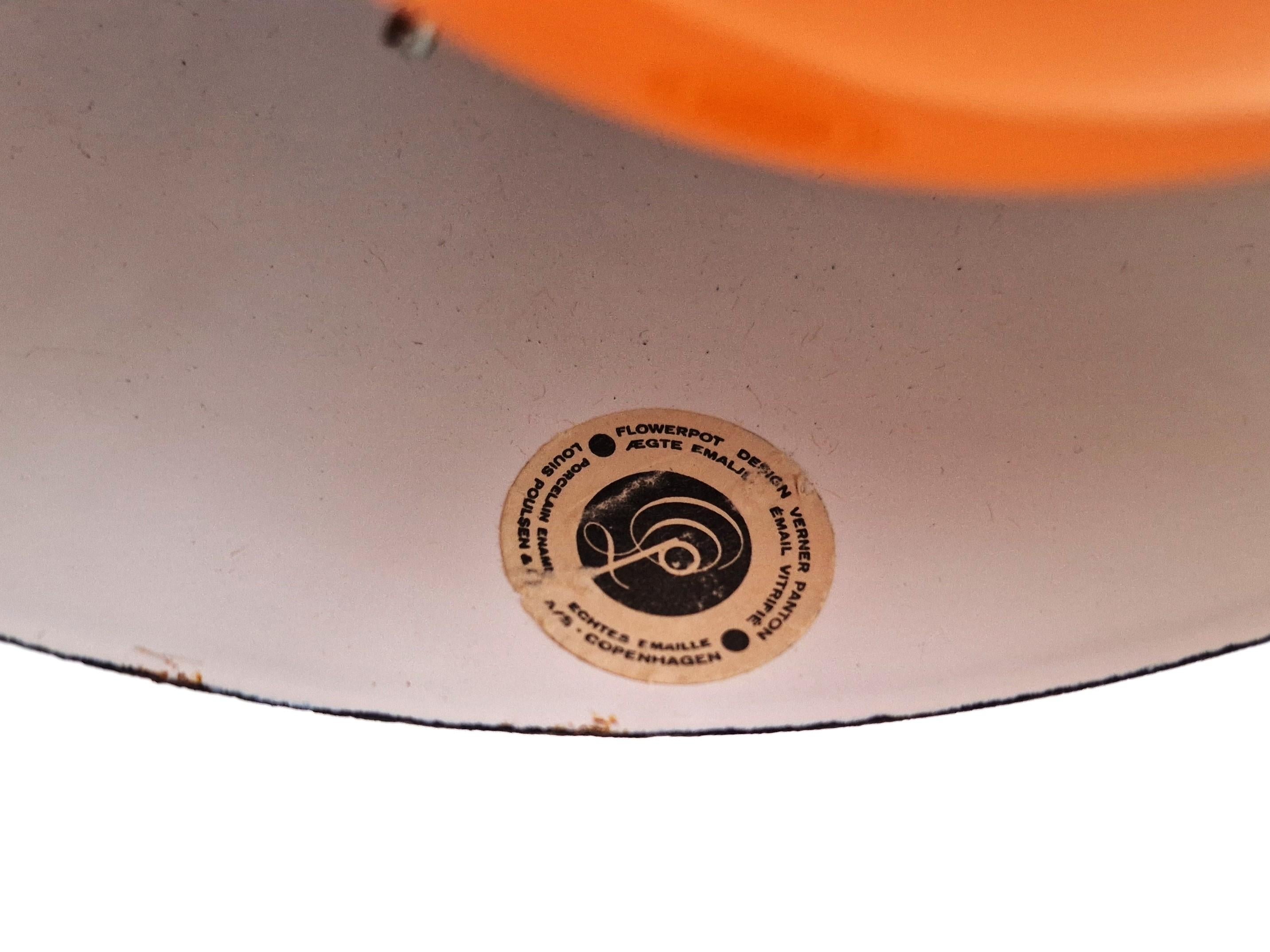 Lampe suspendue Orange Flowerpot de Verner Panton pour Louis Poulsen, Danemark 1968 Bon état - En vente à Steenwijk, NL