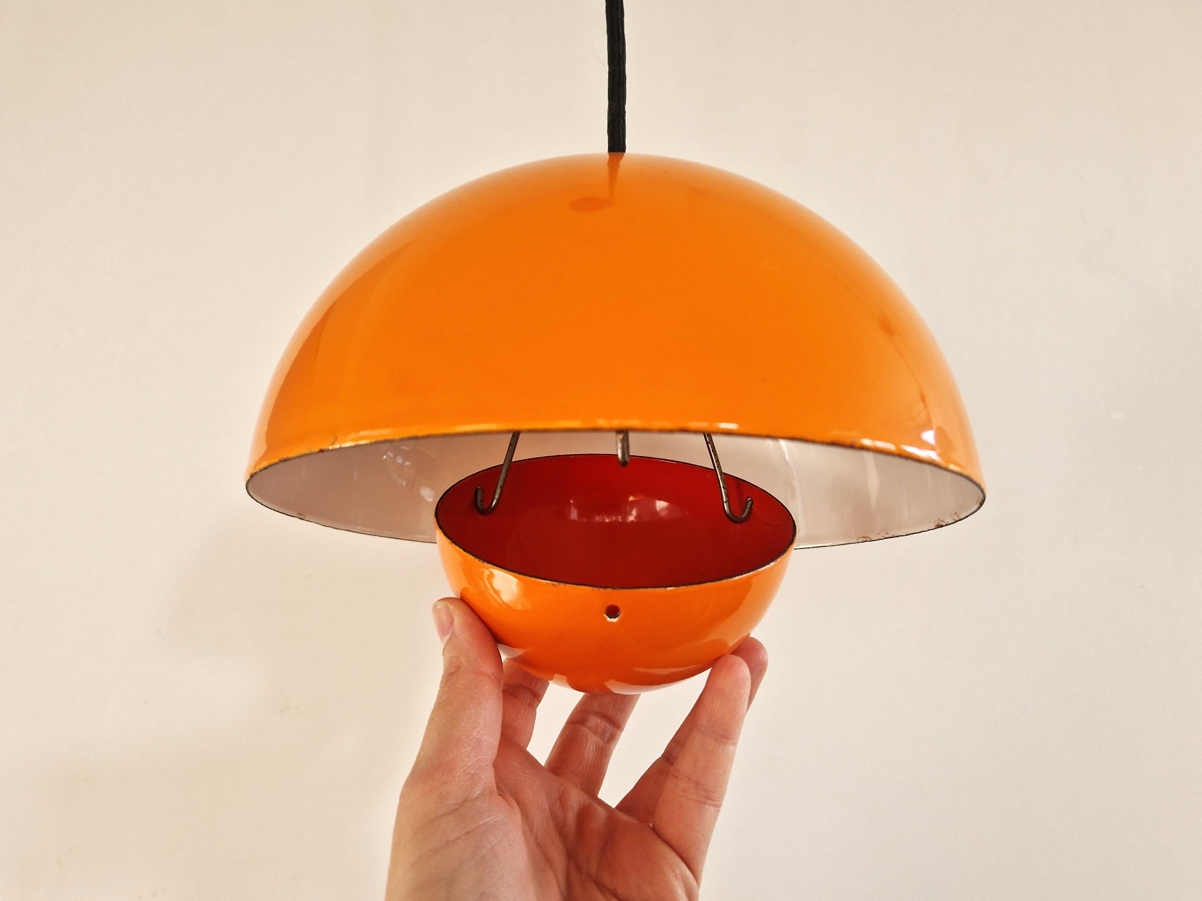 Milieu du XXe siècle Lampe suspendue Orange Flowerpot de Verner Panton pour Louis Poulsen, Danemark 1968 en vente