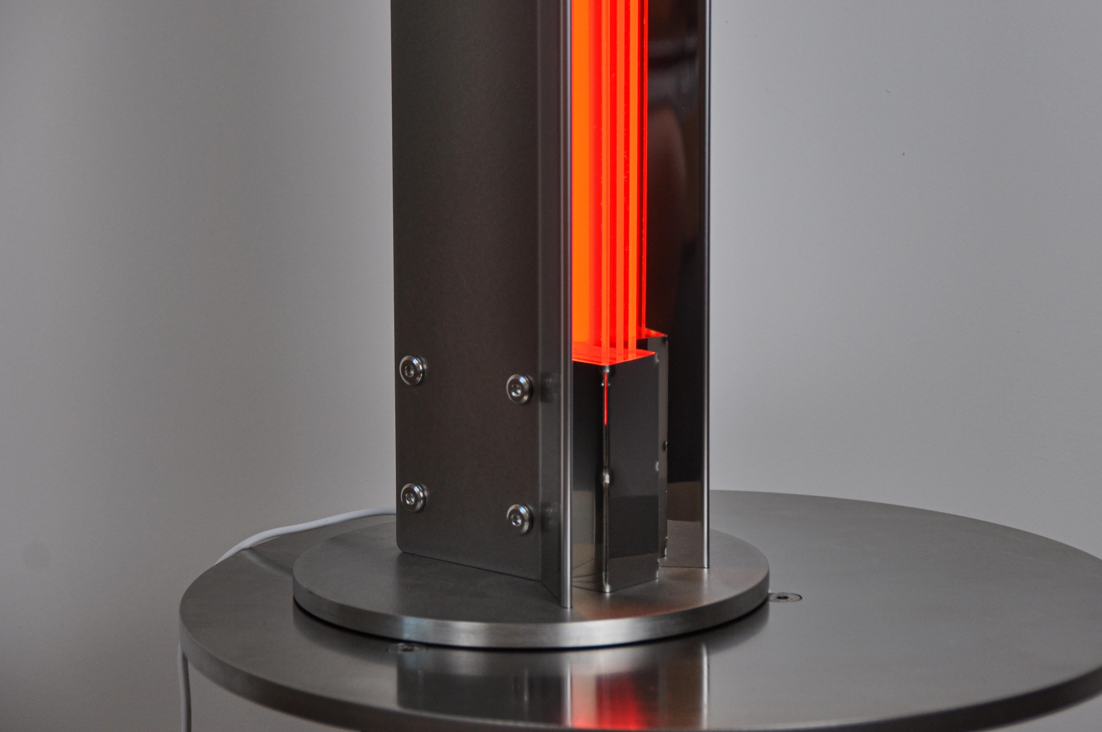 Lampada Ne600 Plus arancione fluo di MLK Furniture in vendita 4