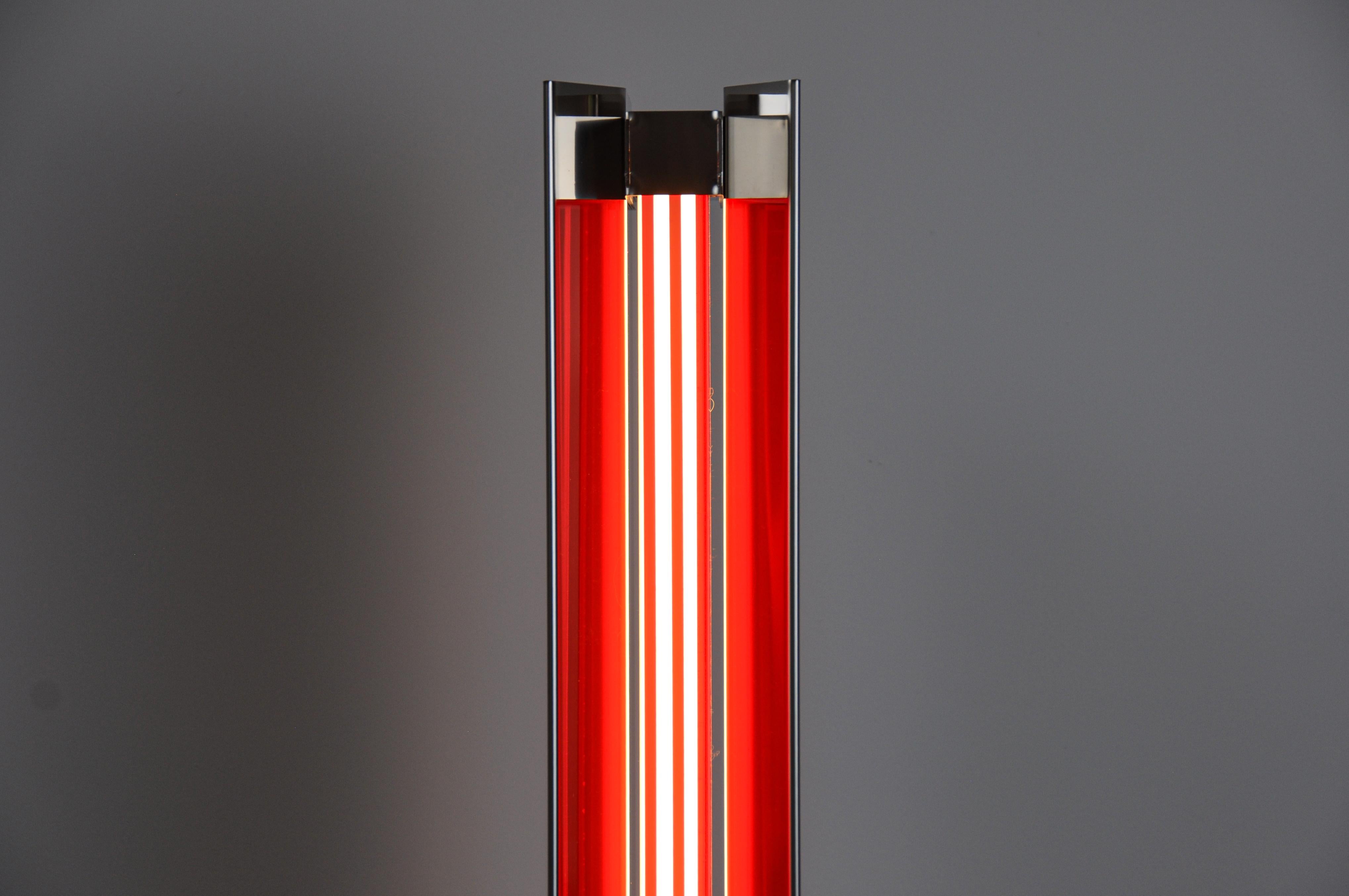 Lampada Ne600 Plus arancione fluo di MLK Furniture in vendita 2