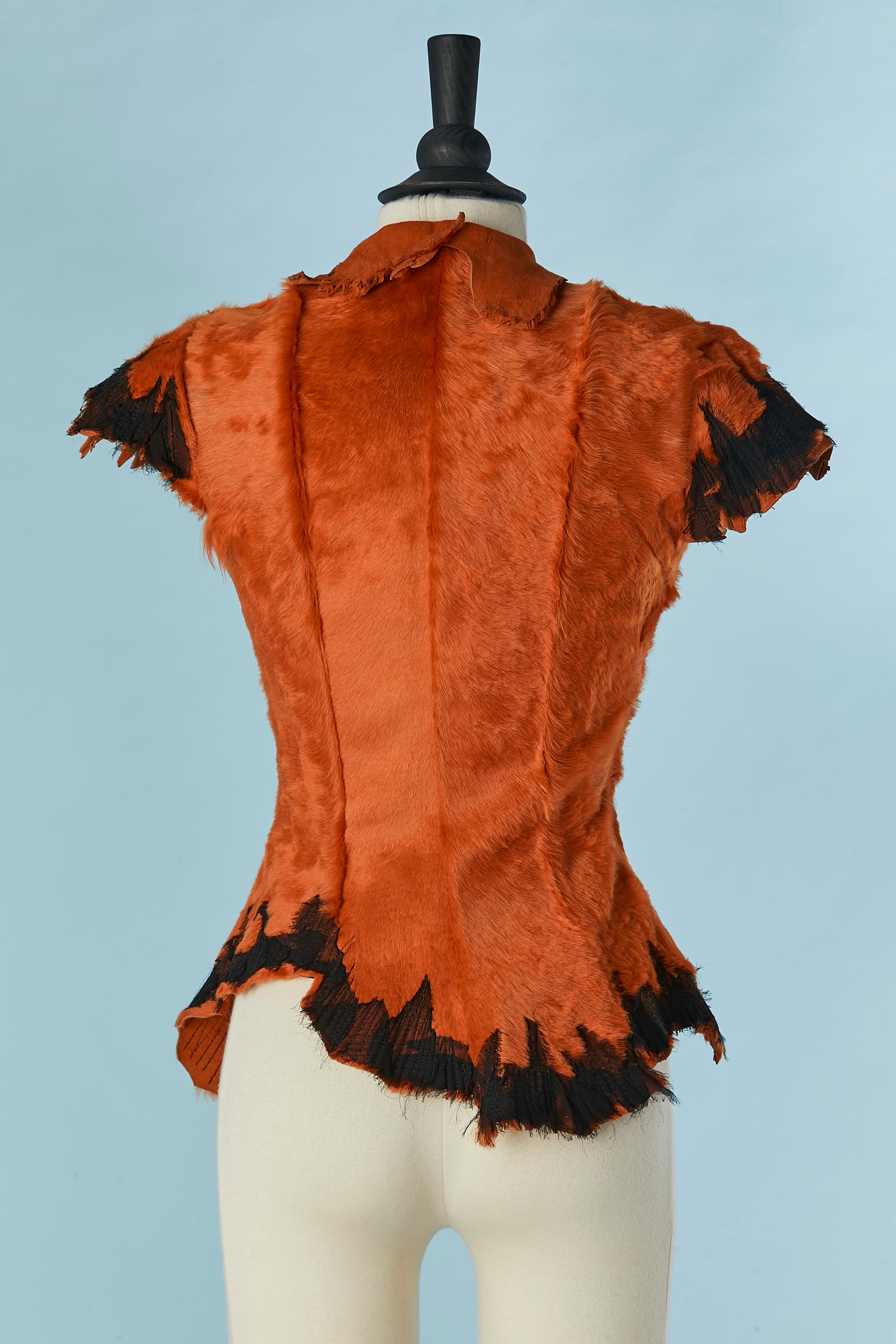 Orange furs vest with zip closure and topstitched on edge Oscar Carvallo  For Sale 2