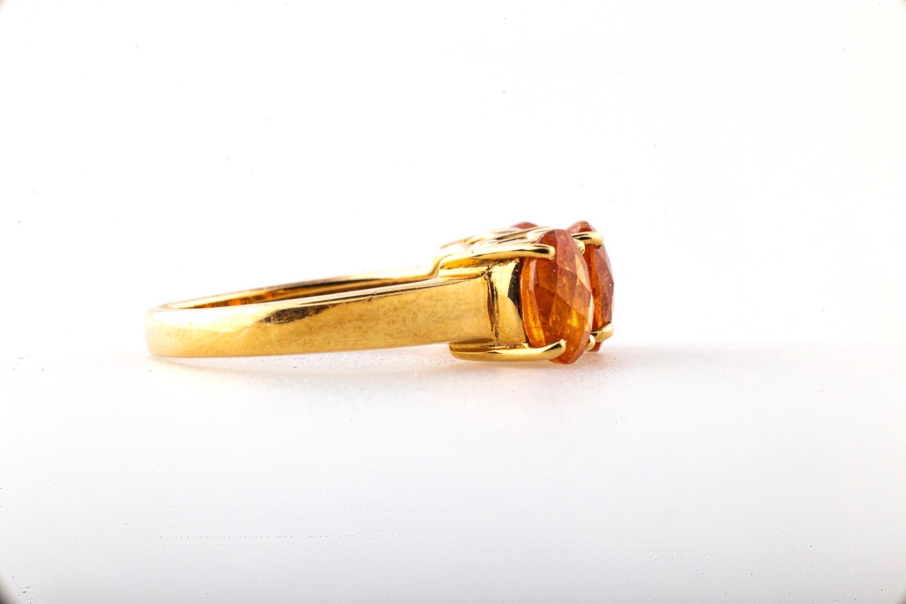 Orange Garnet Ring with Diamonds Modern For Sale 1