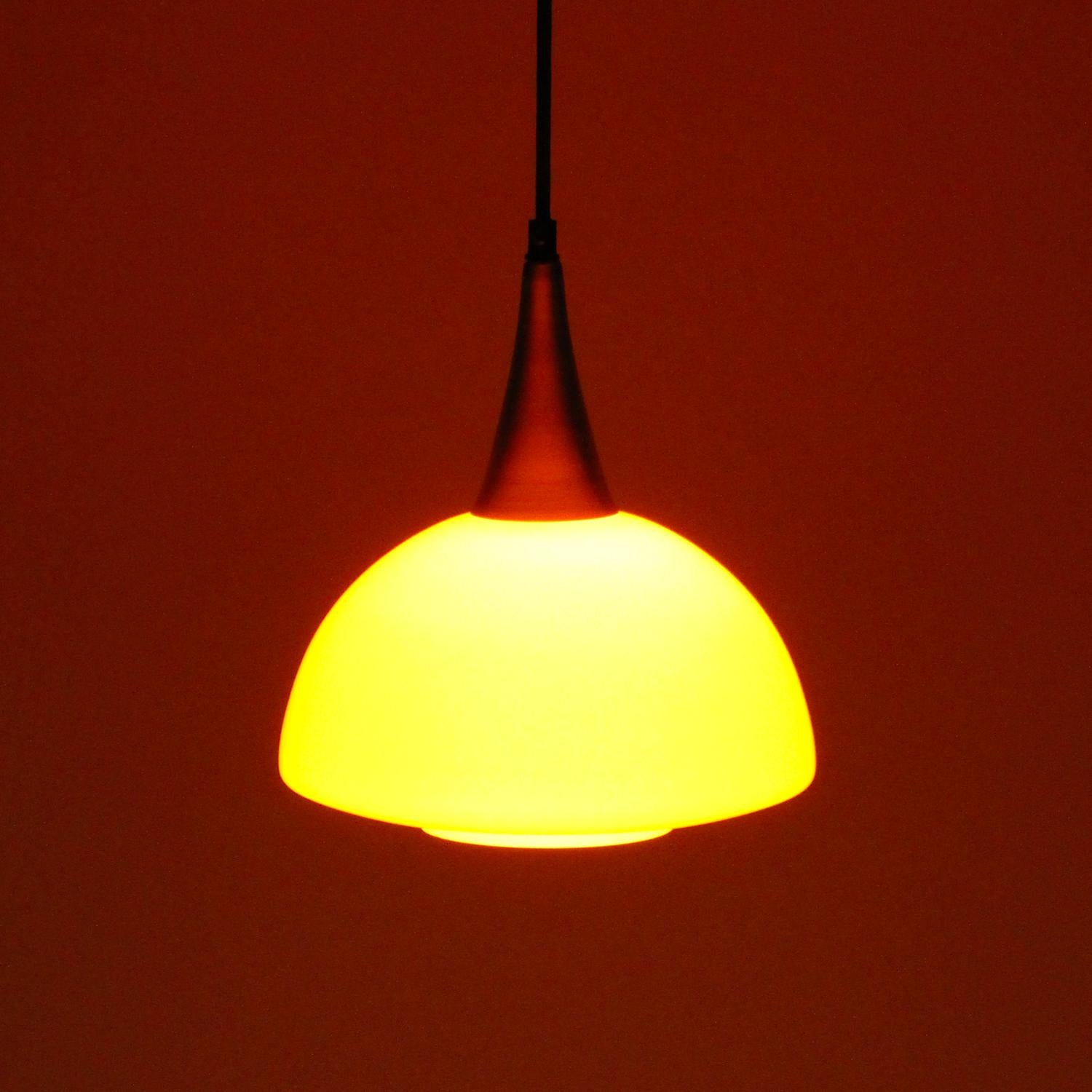 Orange Glass Pendant by Holmegaard, 1970s Scandinavian Blown Glass Hanging Lamp In Good Condition In Brondby, Copenhagen