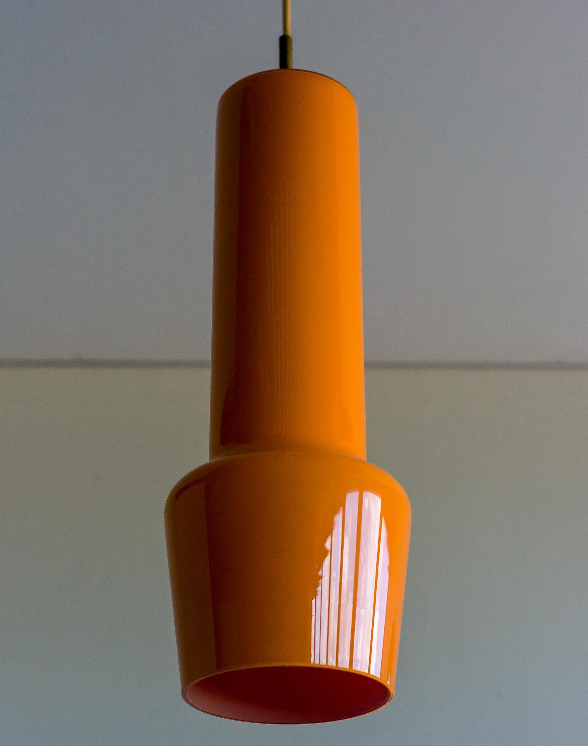 Mid-Century Modern Lampe à suspension orange de Massimo Vignelli pour Venini en vente
