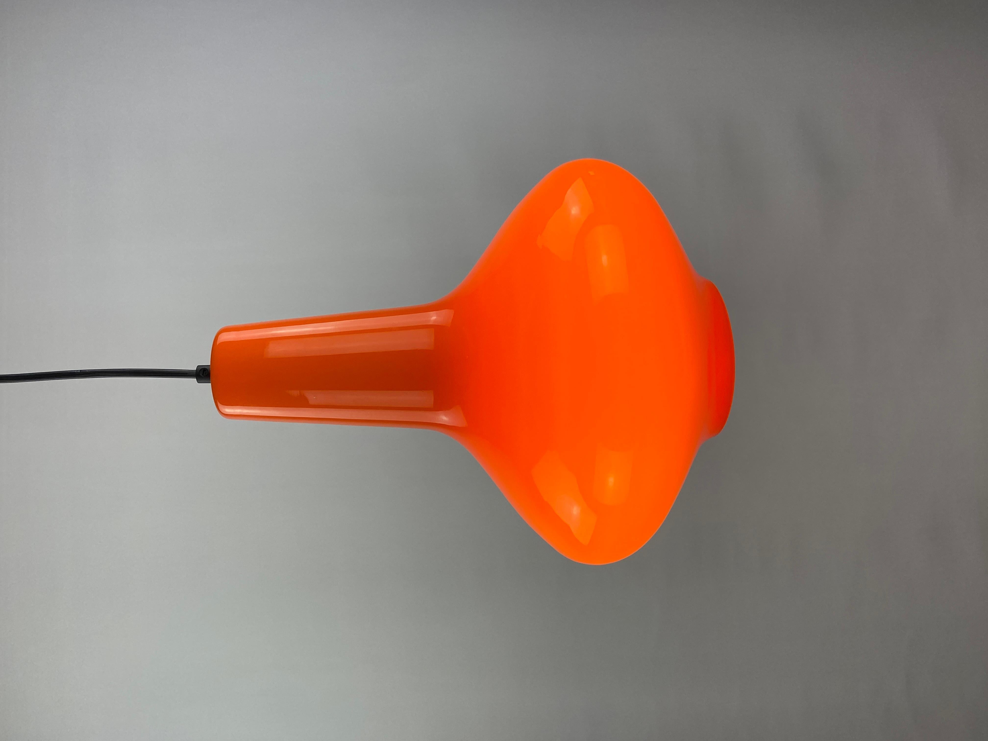 Orange glass pendant light by Massimo Vignelli for Venini, 1950s 1
