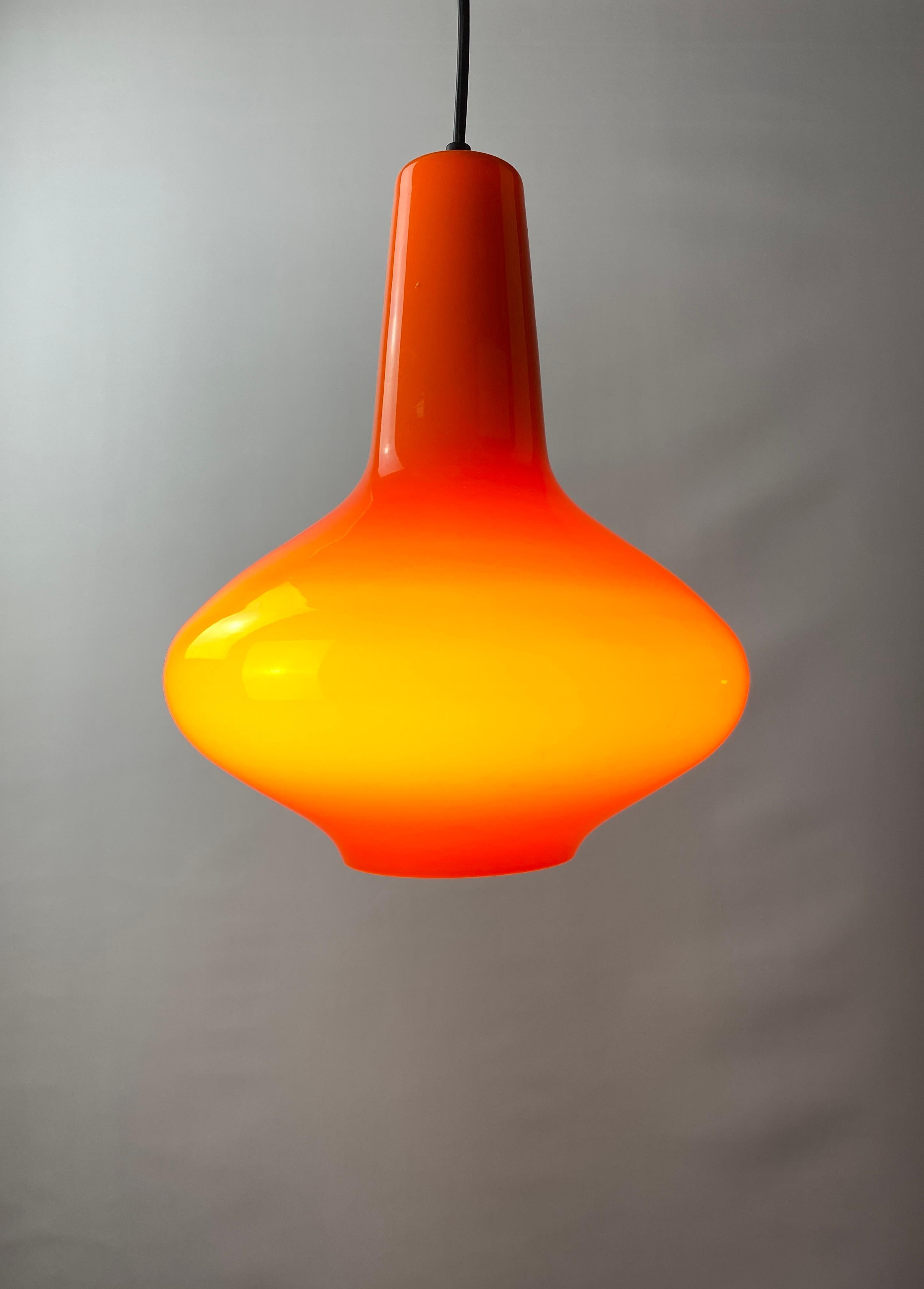 Orange glass pendant light by Massimo Vignelli for Venini, 1950s 2