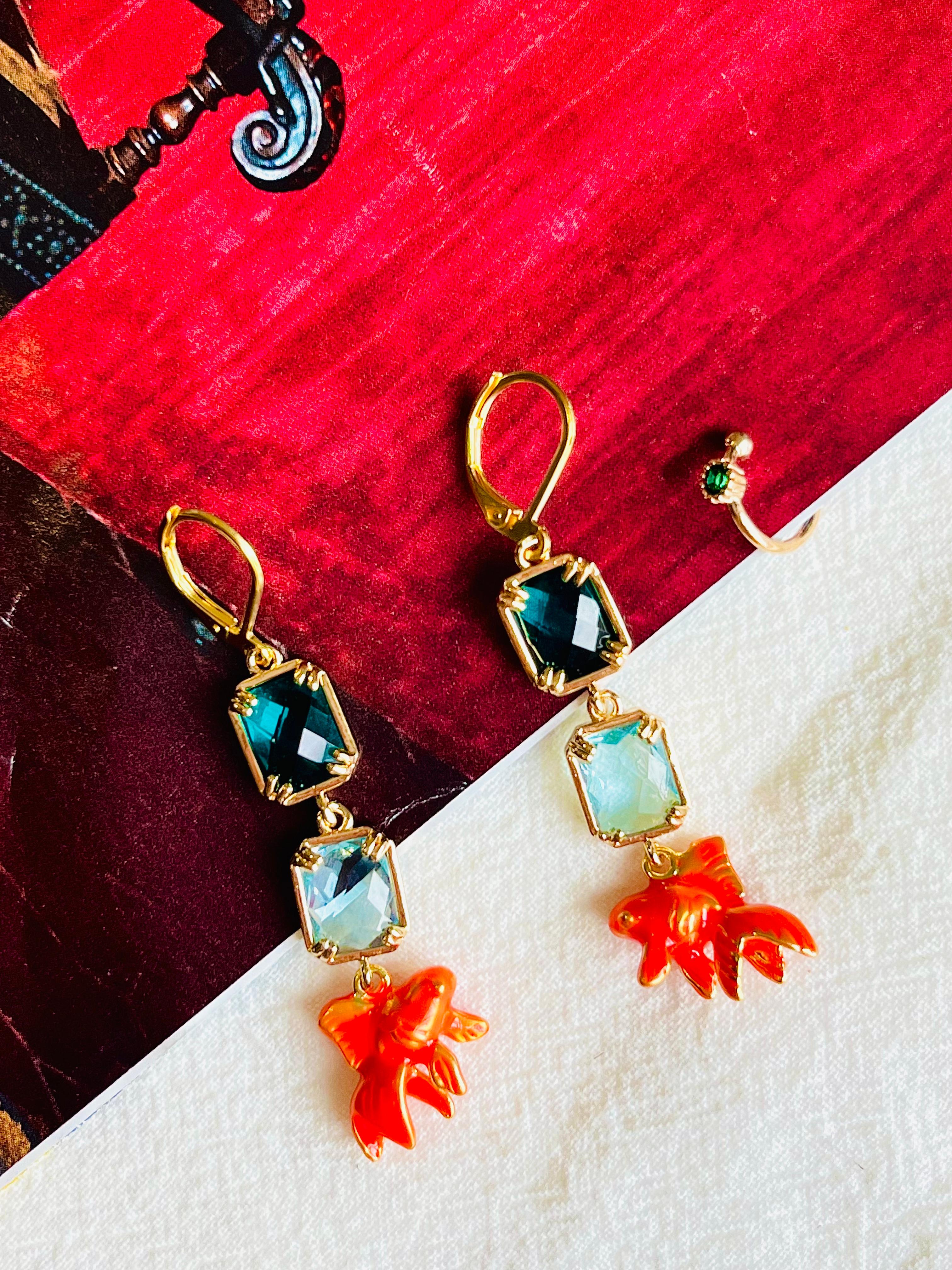 Orange Goldfish Crystals Green Rectangle Pendant Cuff Gold Drop Pierced Earrings In New Condition For Sale In Wokingham, England