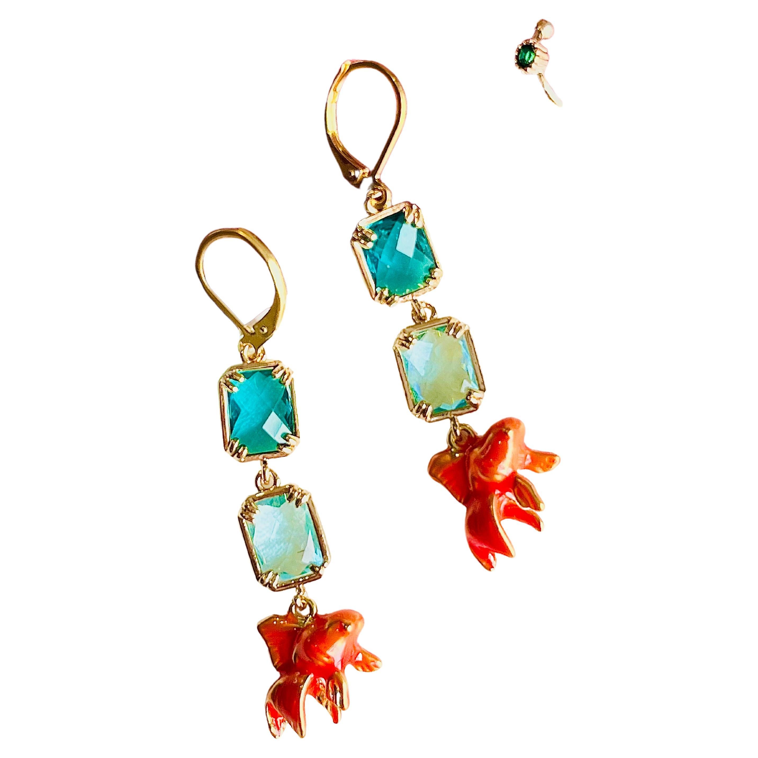 Orange Goldfish Crystals Green Rectangle Pendentif Cuff Gold Drop Pierced Earrings en vente