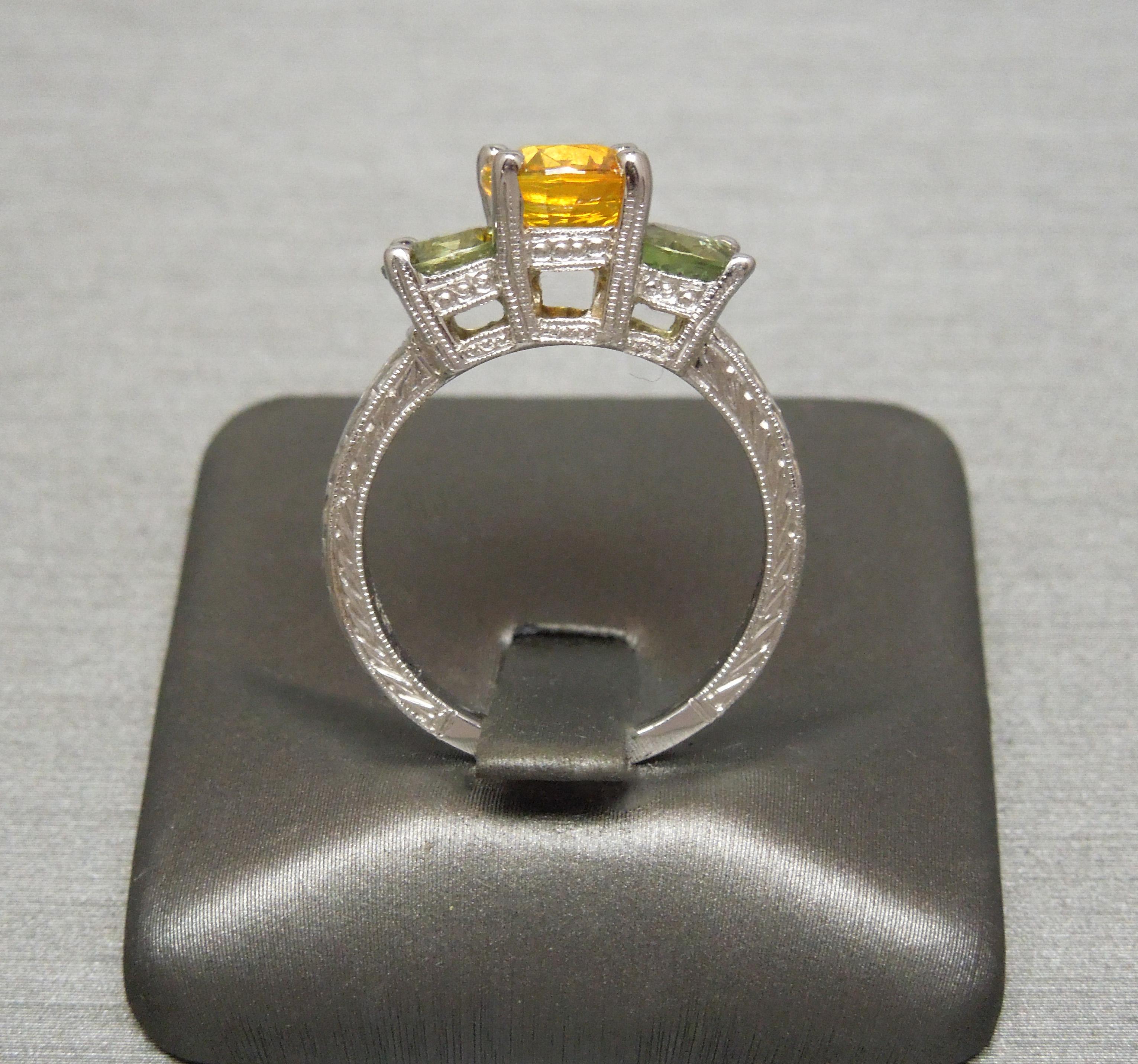 Orange and Green Sapphire Three-Stone Ring In Excellent Condition For Sale In METAIRIE, LA