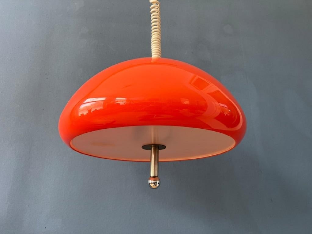 Lampe suspendue orange de l'ère spatiale Guzzini Cabras de Luigi Massoni, 1970 Bon état - En vente à ROTTERDAM, ZH