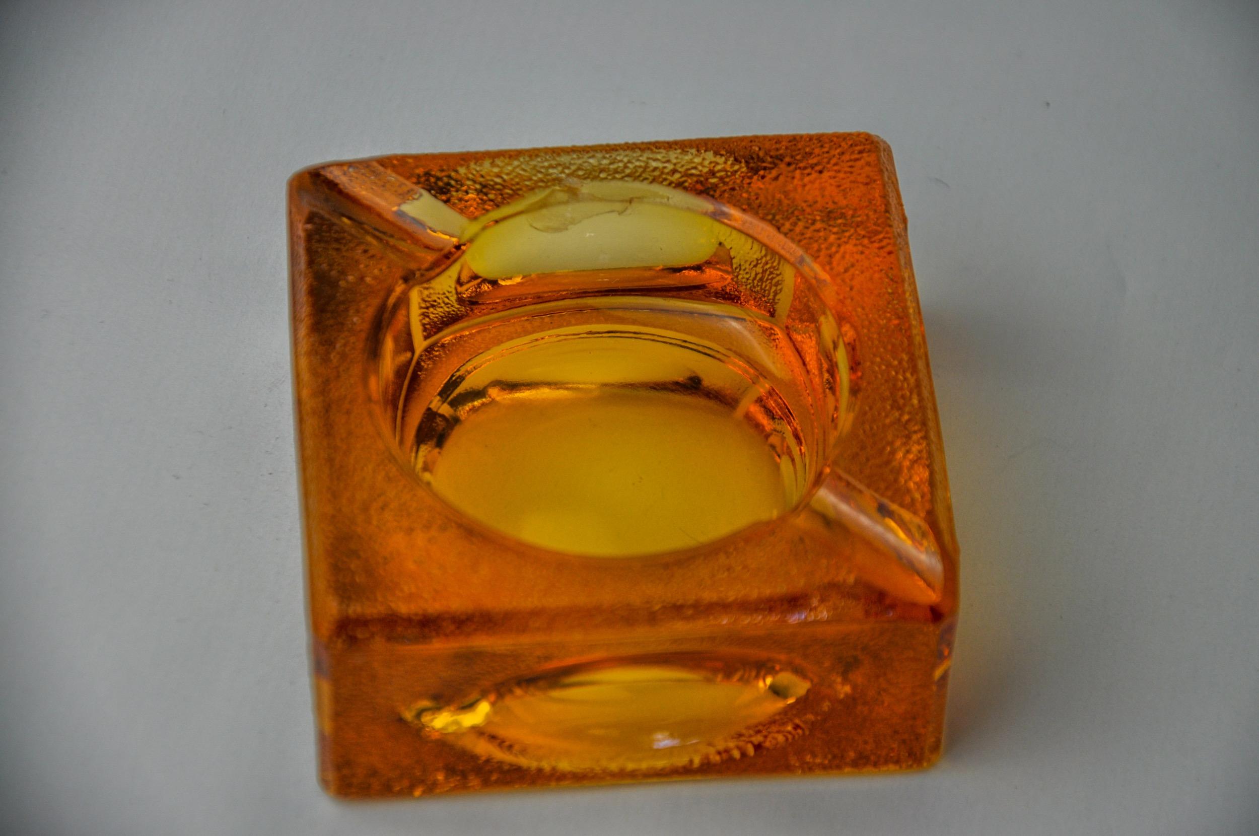 Crystal Orange ice cube ashtray by Antonio Imperatore, Murano glass, Italy, 1970 For Sale