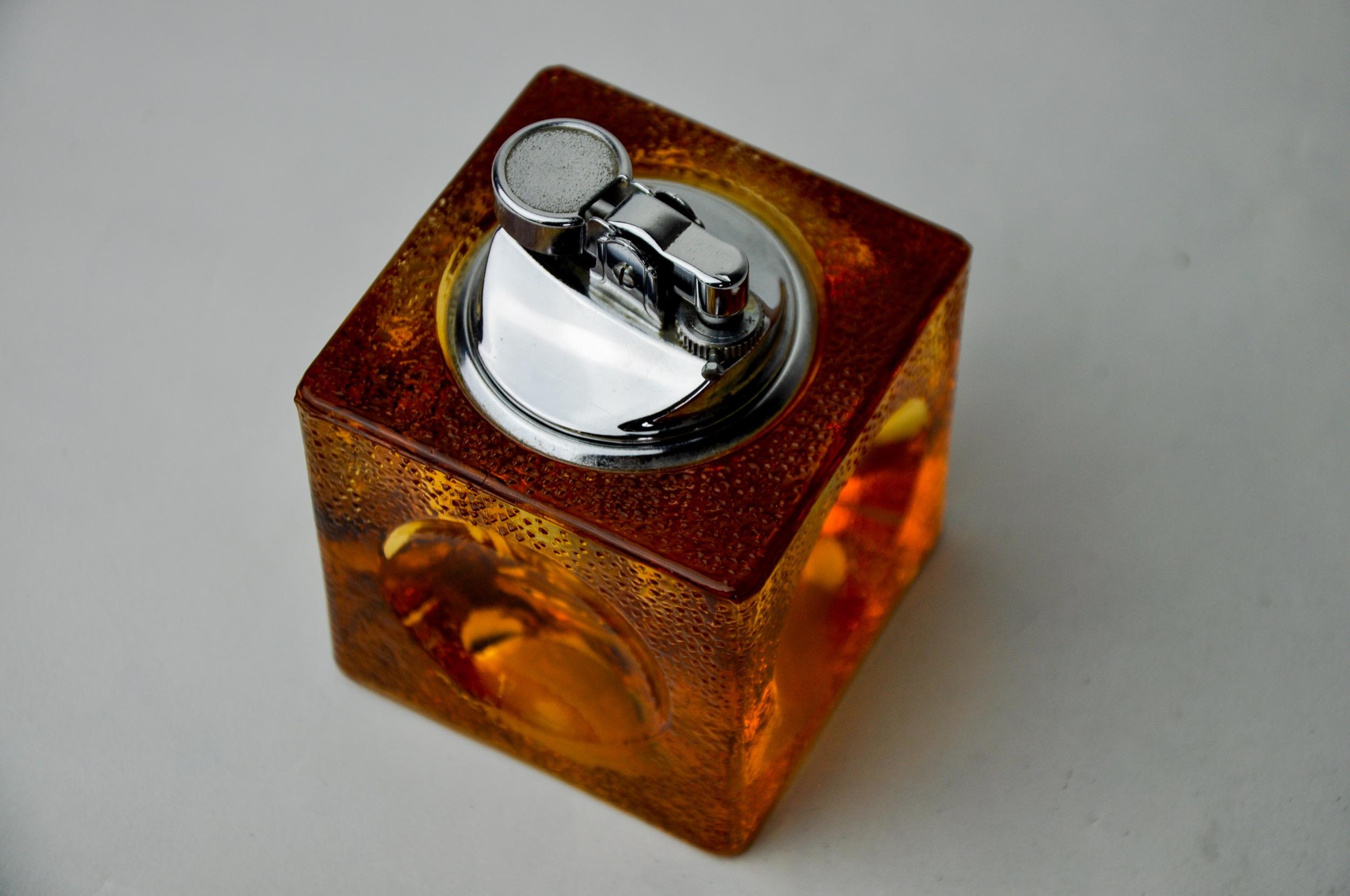 Orange ice cube lighter by Antonio Imperatore, murano glass, Italy, 1970 In Good Condition In BARCELONA, ES