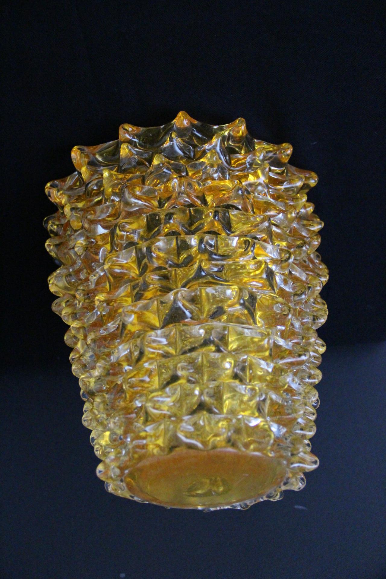 Jarrón de Cristal de Murano Iridiscente Naranja con Decoración de Espigas Rostrato en Estilo Barovier en venta 4